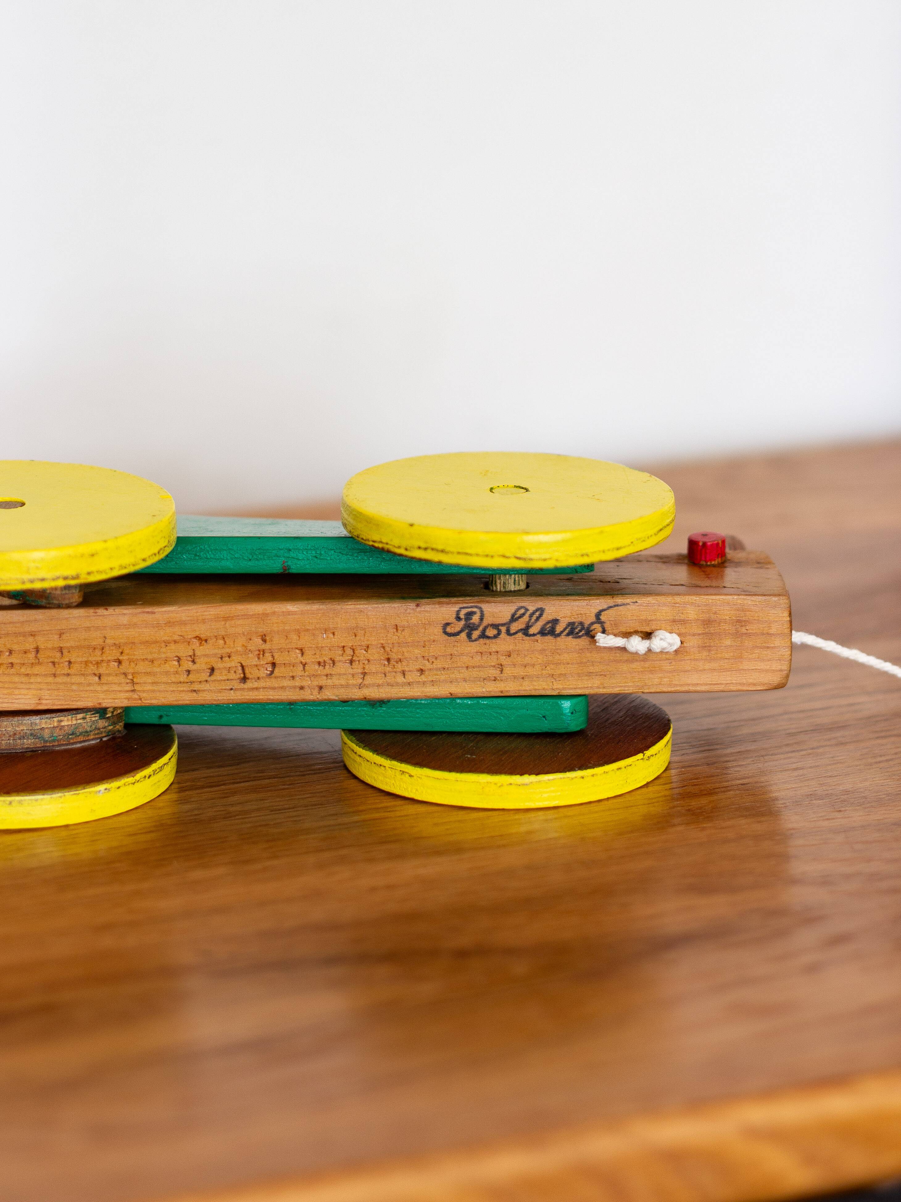 Grasshopper-shaped toy on wheels - 1950s/60s