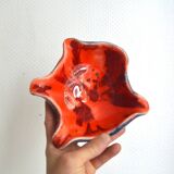 Handmade ceramic shell emptier
