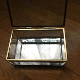 Engraved glass bijou box
