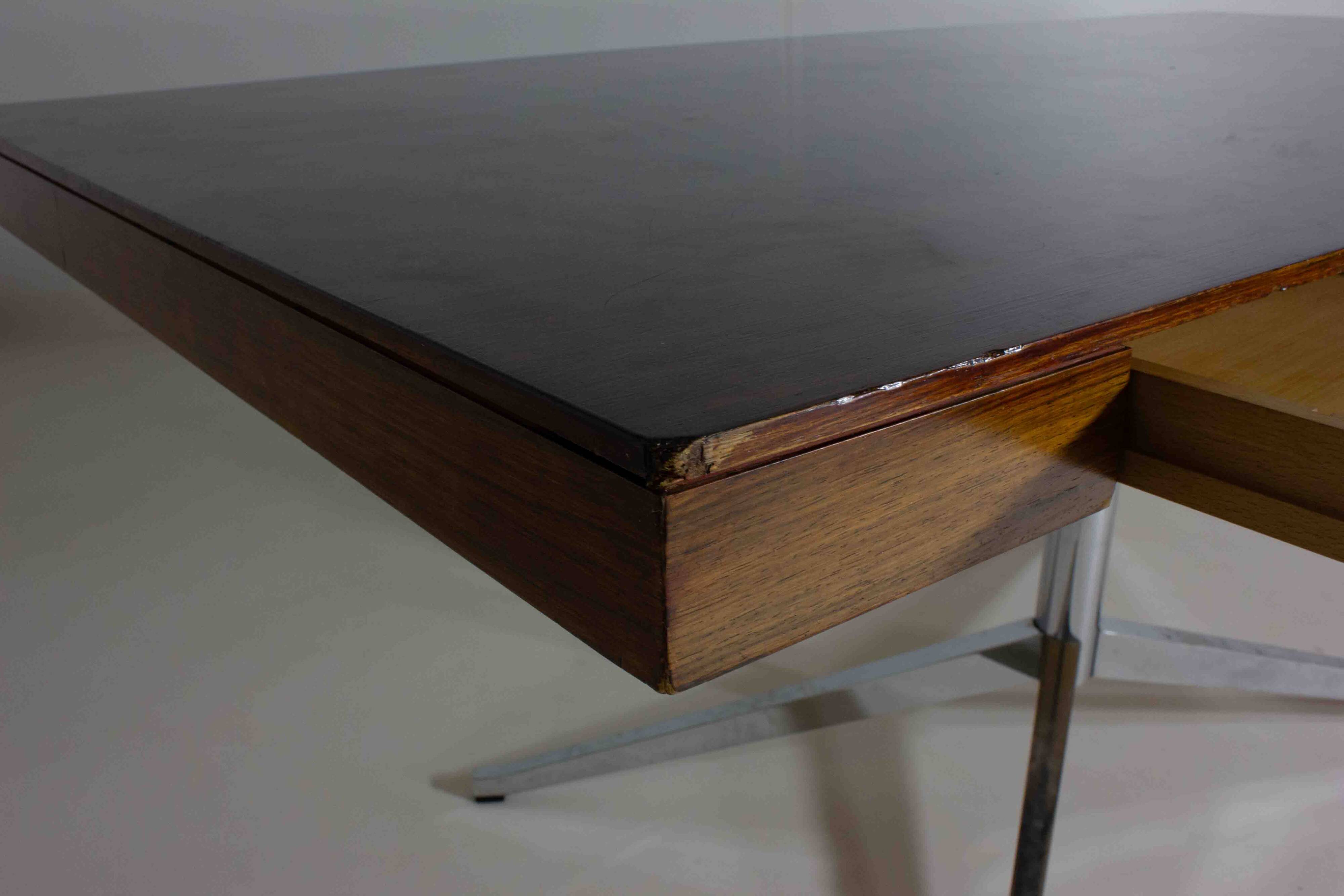 Bureau exécutif en palissandre par Florence Knoll, années 1970