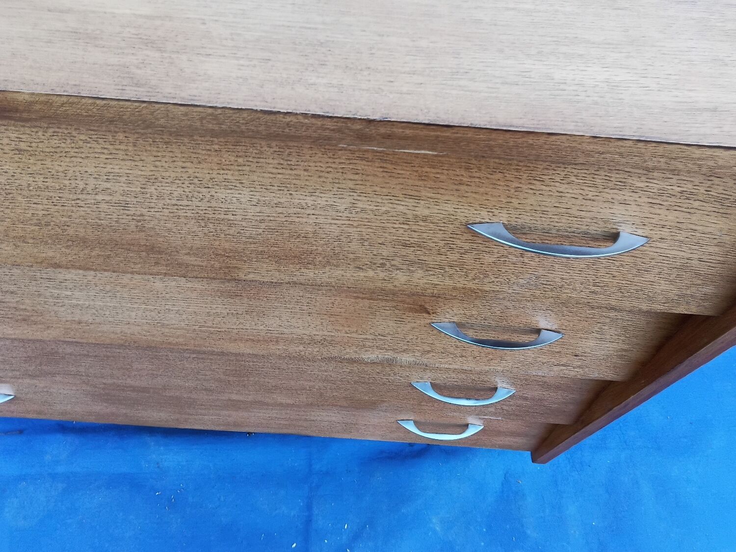 Commode vintage