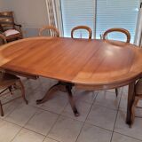 Louis Pjilippe cherry round table with 2 extensions