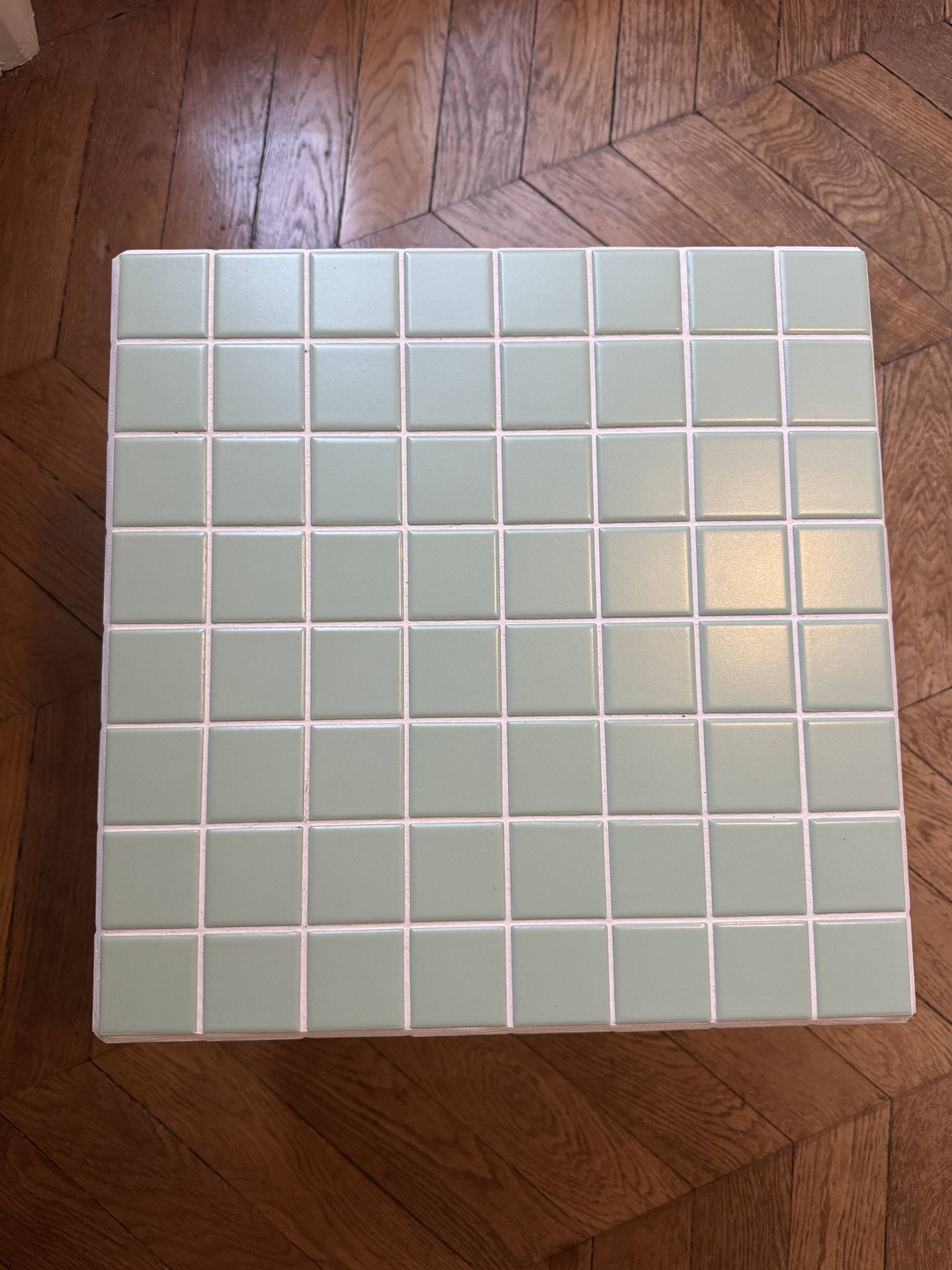 Cube side table in ceramic 40x40cm