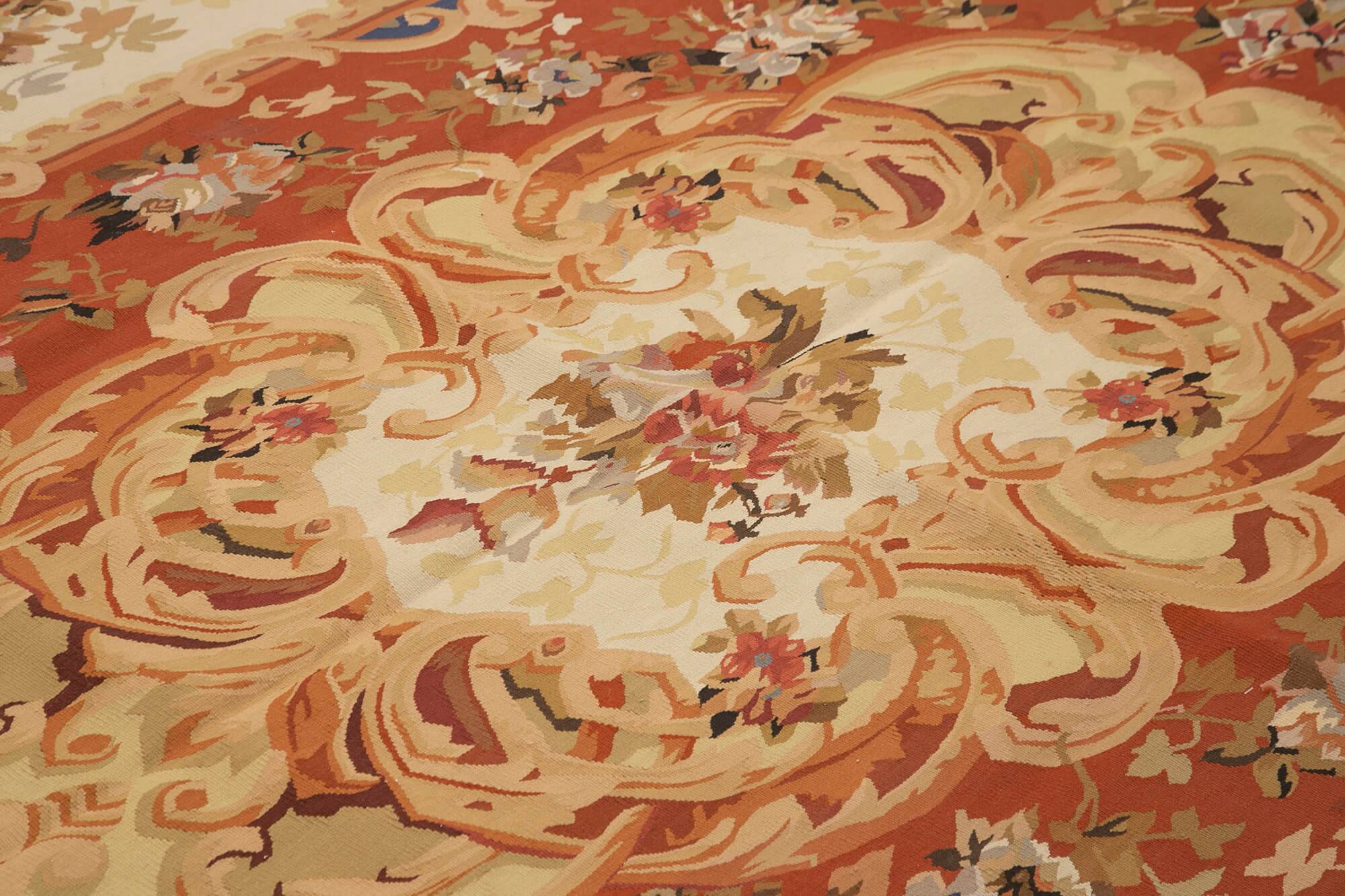 Handmade European Vintage Aubusson Kilim 275 cm x 364 cm
