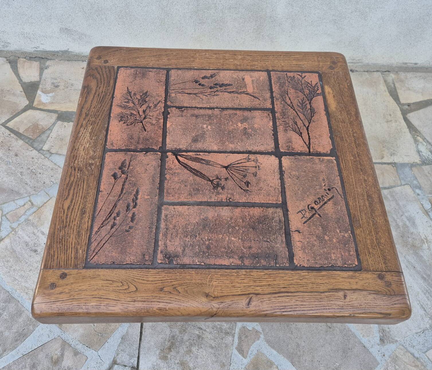 Coffee table signed P. Garnier