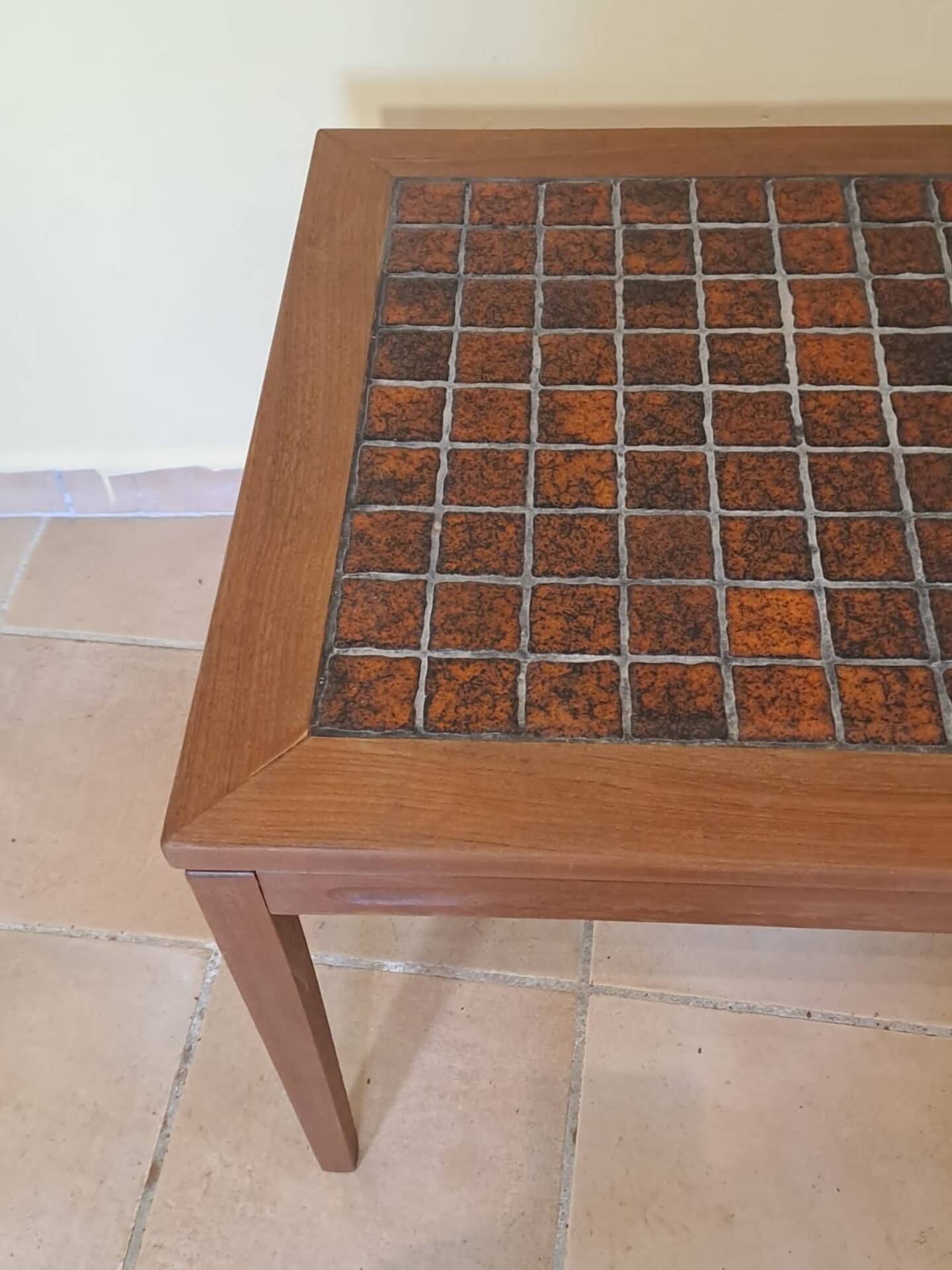 Table basse danoise en teck et céramique, 1960