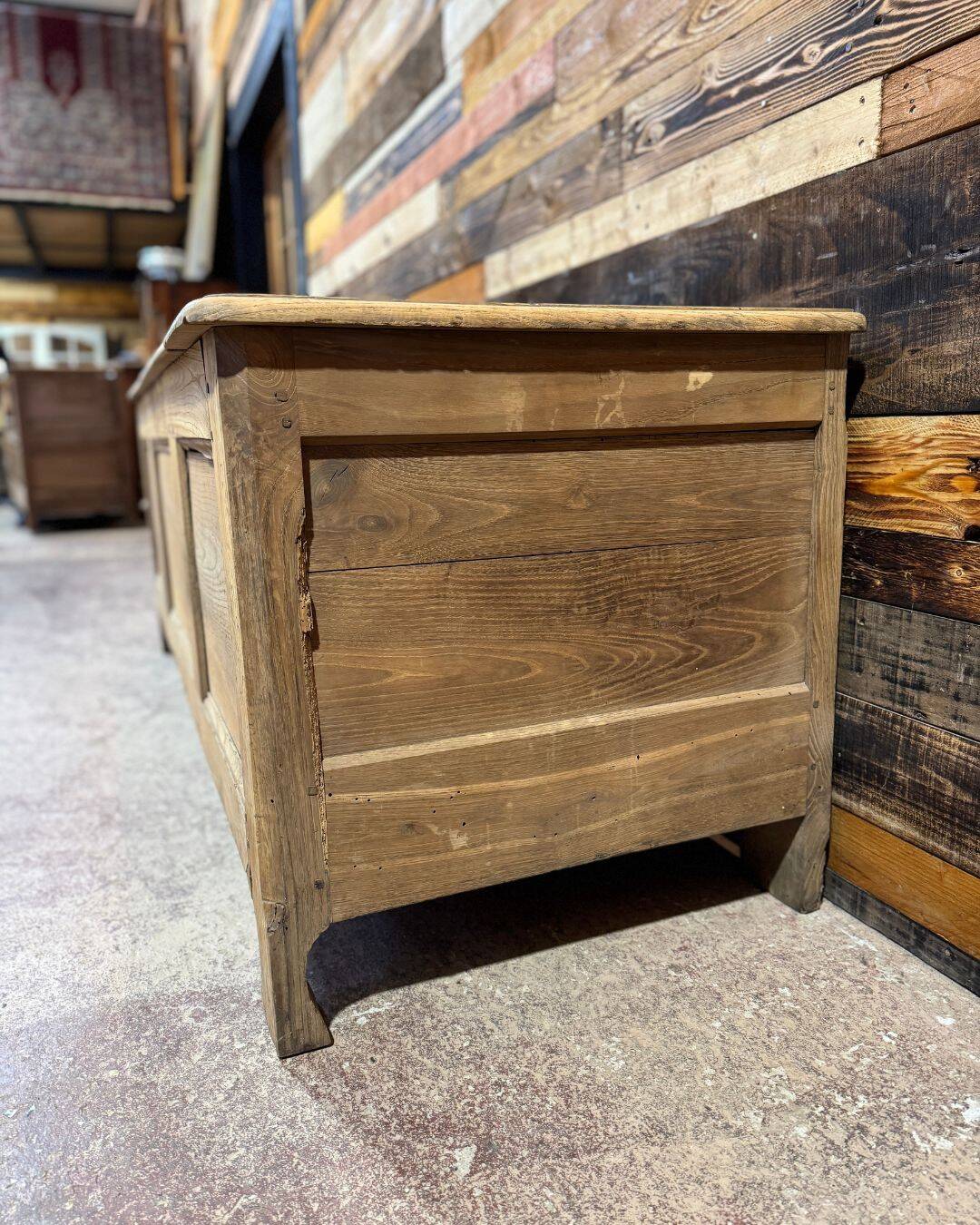 Antique chest made with several solid woods - 19th century