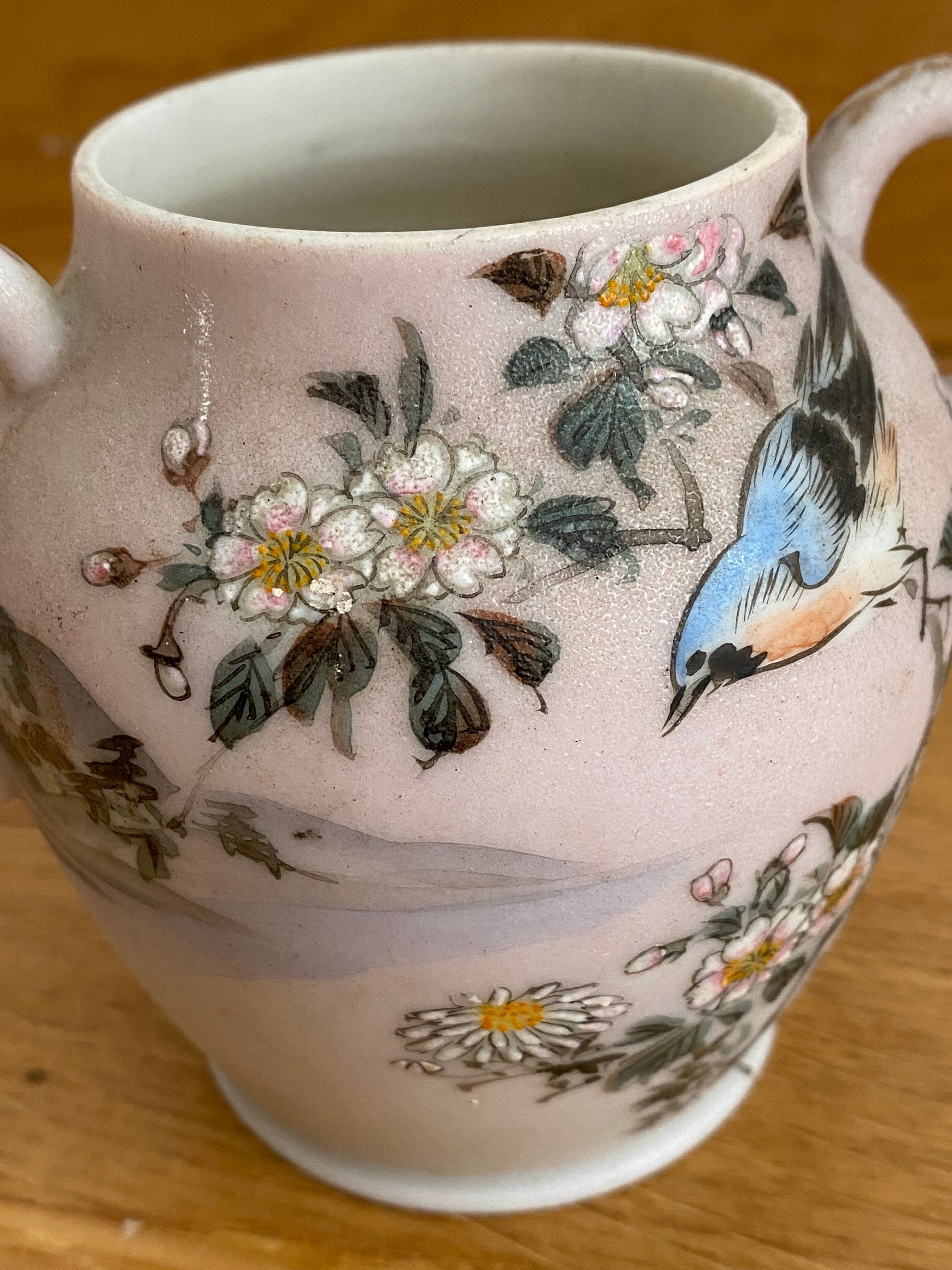 Pot japonais en céramique à décor peint d’oiseaux