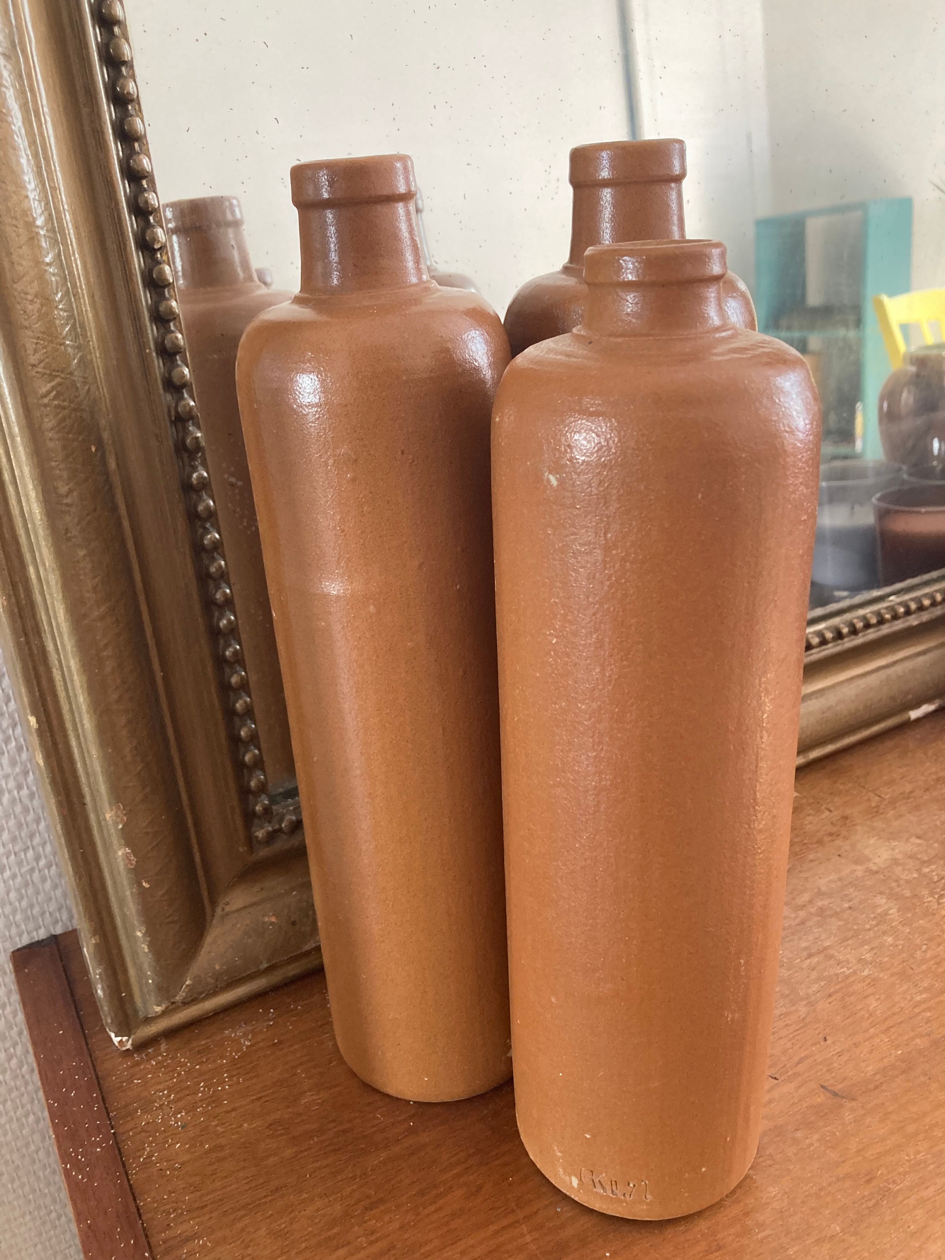 Set of 3 ceramic bottle vases