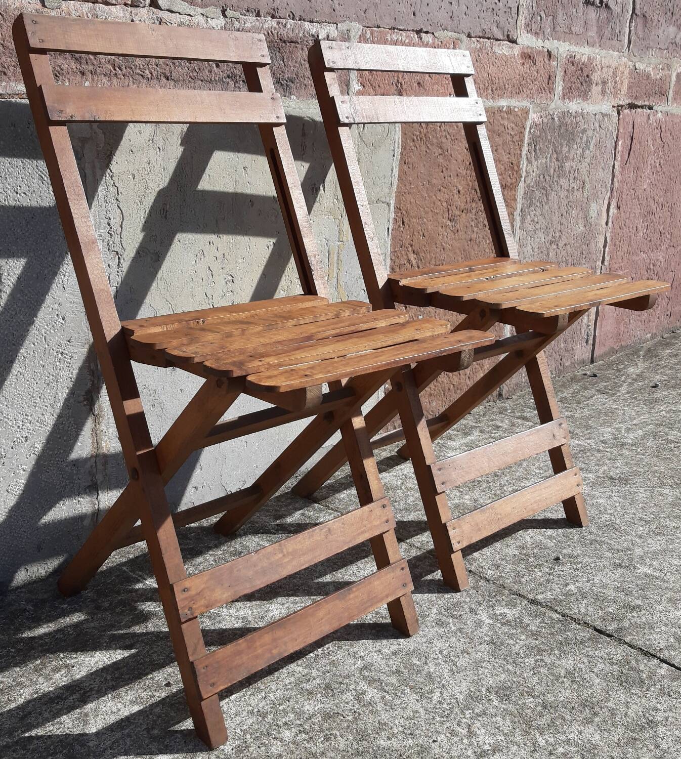 Chaises en bois pliables années 50
