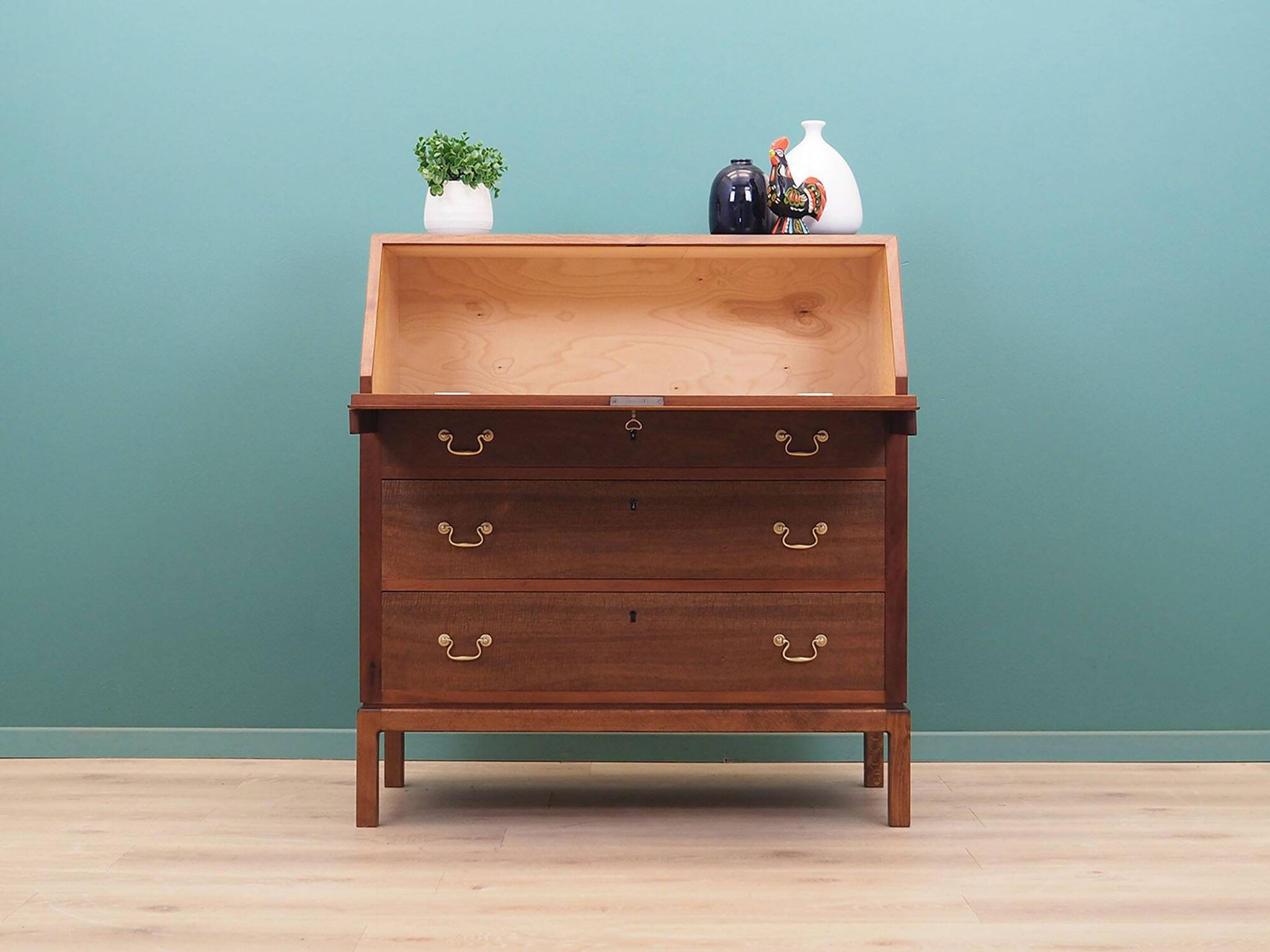 Secretary, Danish design, 1960s, production: Denmark
