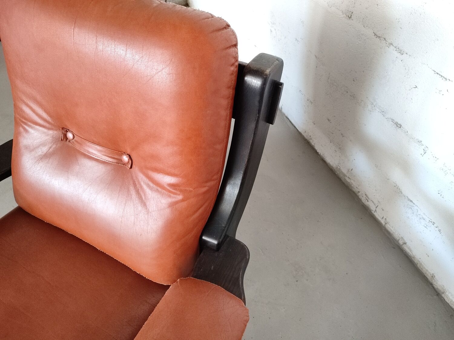 Paire de fauteuils brutalistes brésiliens