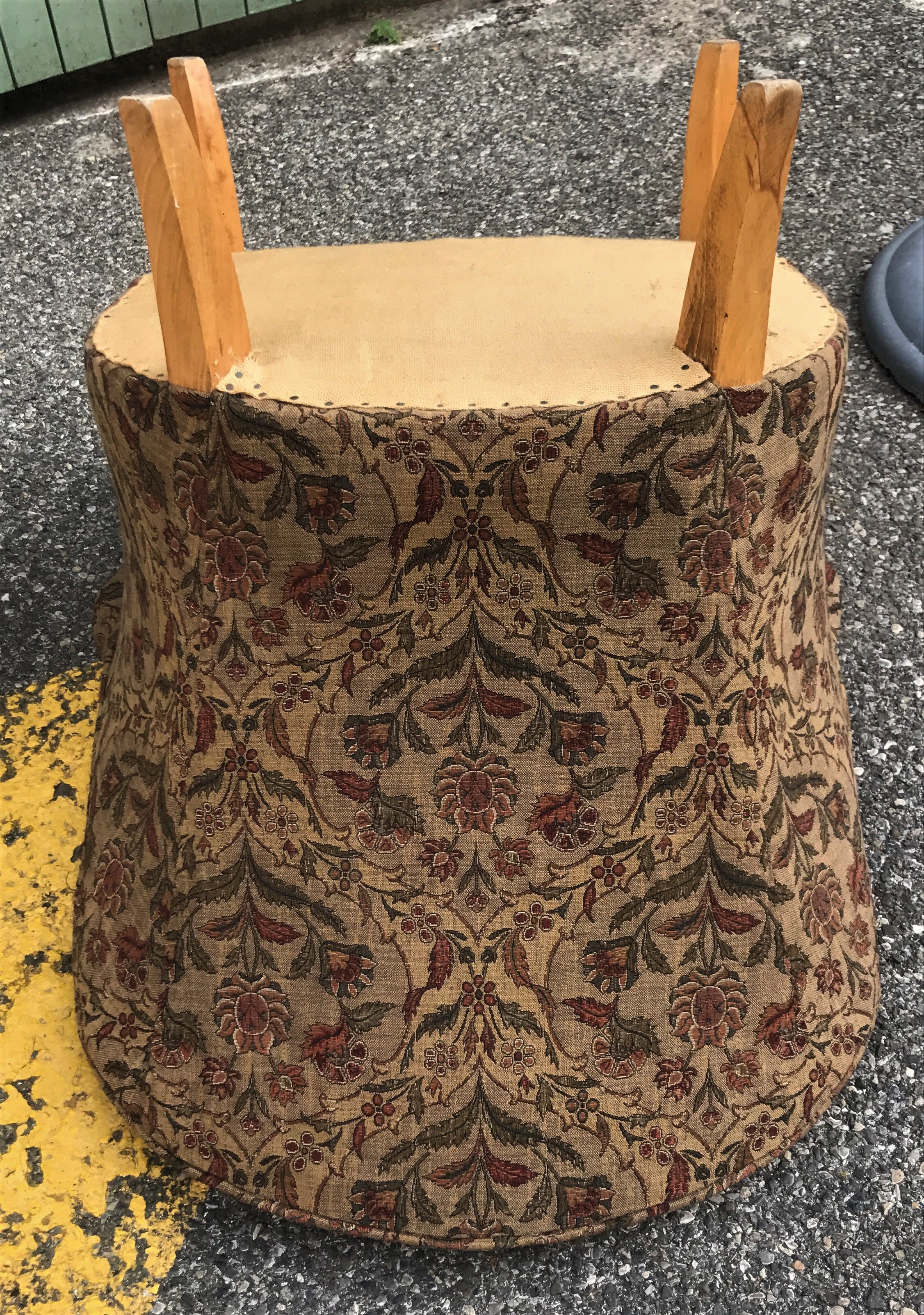 Pair of Art Deco toad armchairs