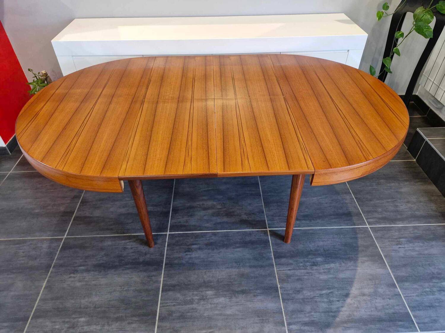 Scandinavian extendable teak round table, 1960s