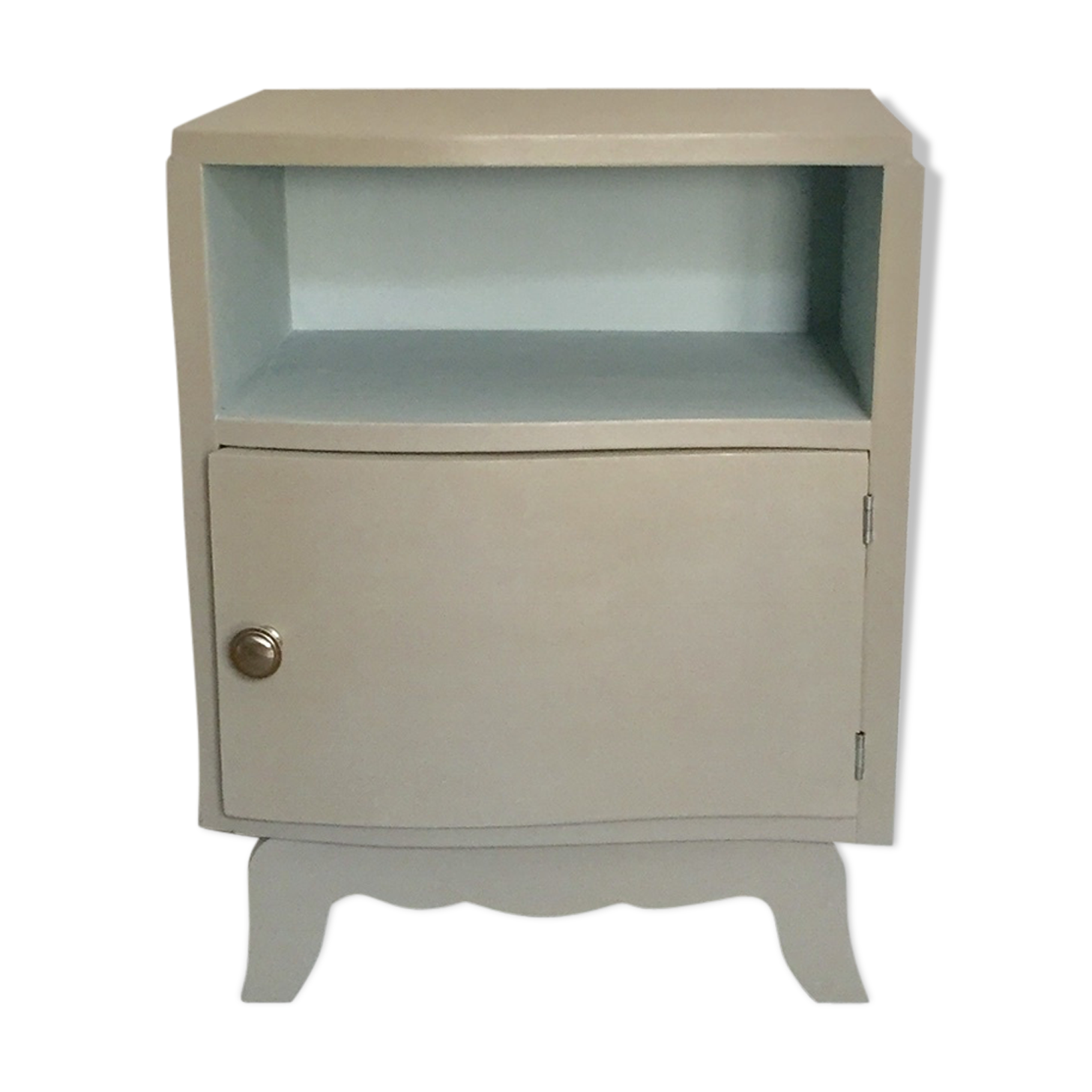 Art deco beside table