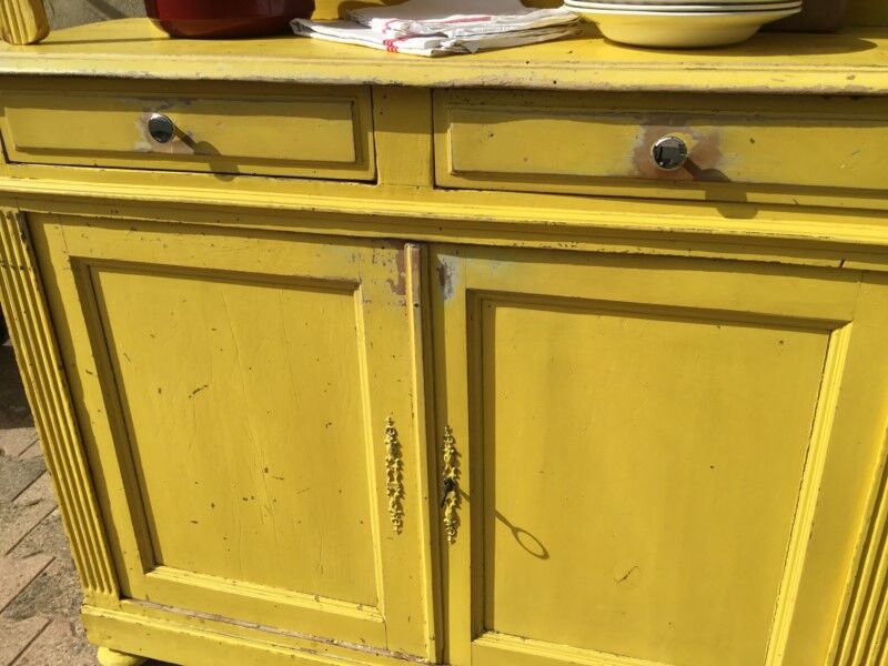 Yellow Parisian glass cabinet
