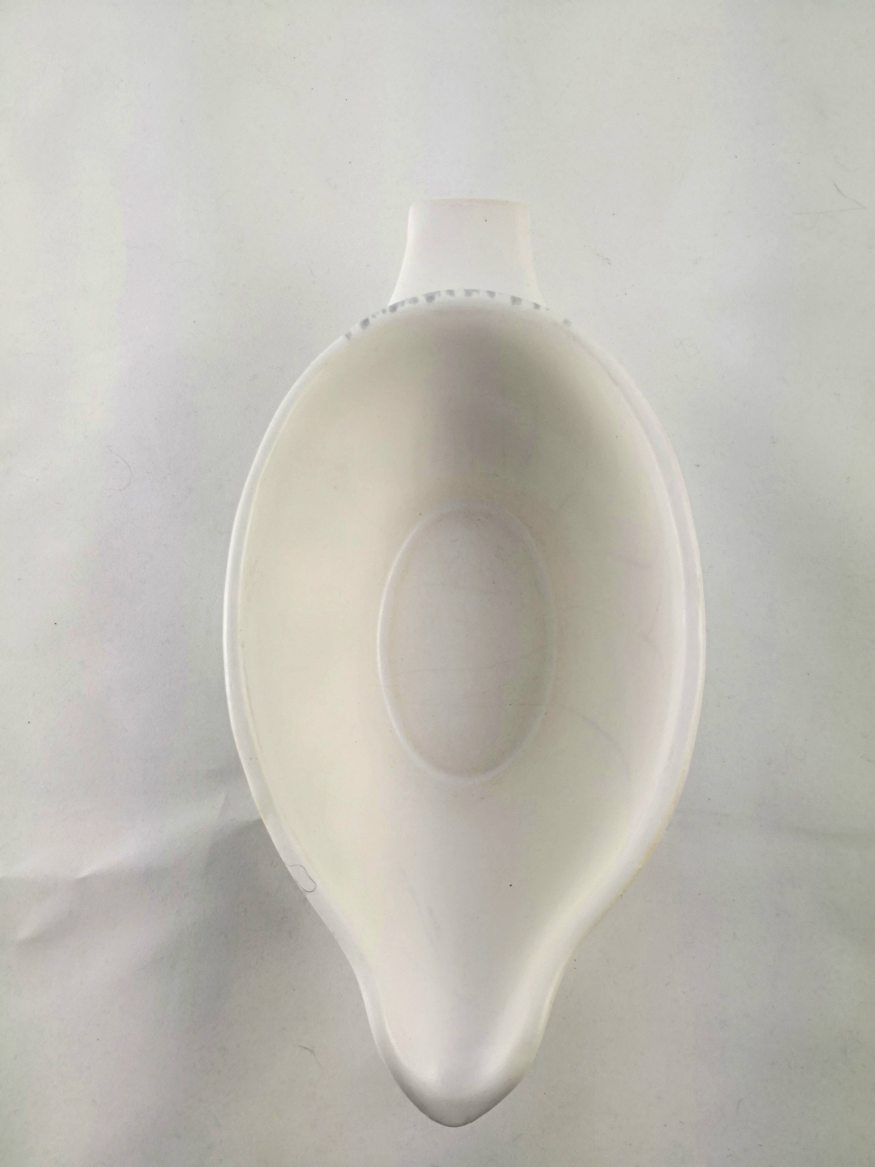 Niderviller gray sauceboat, kitten model