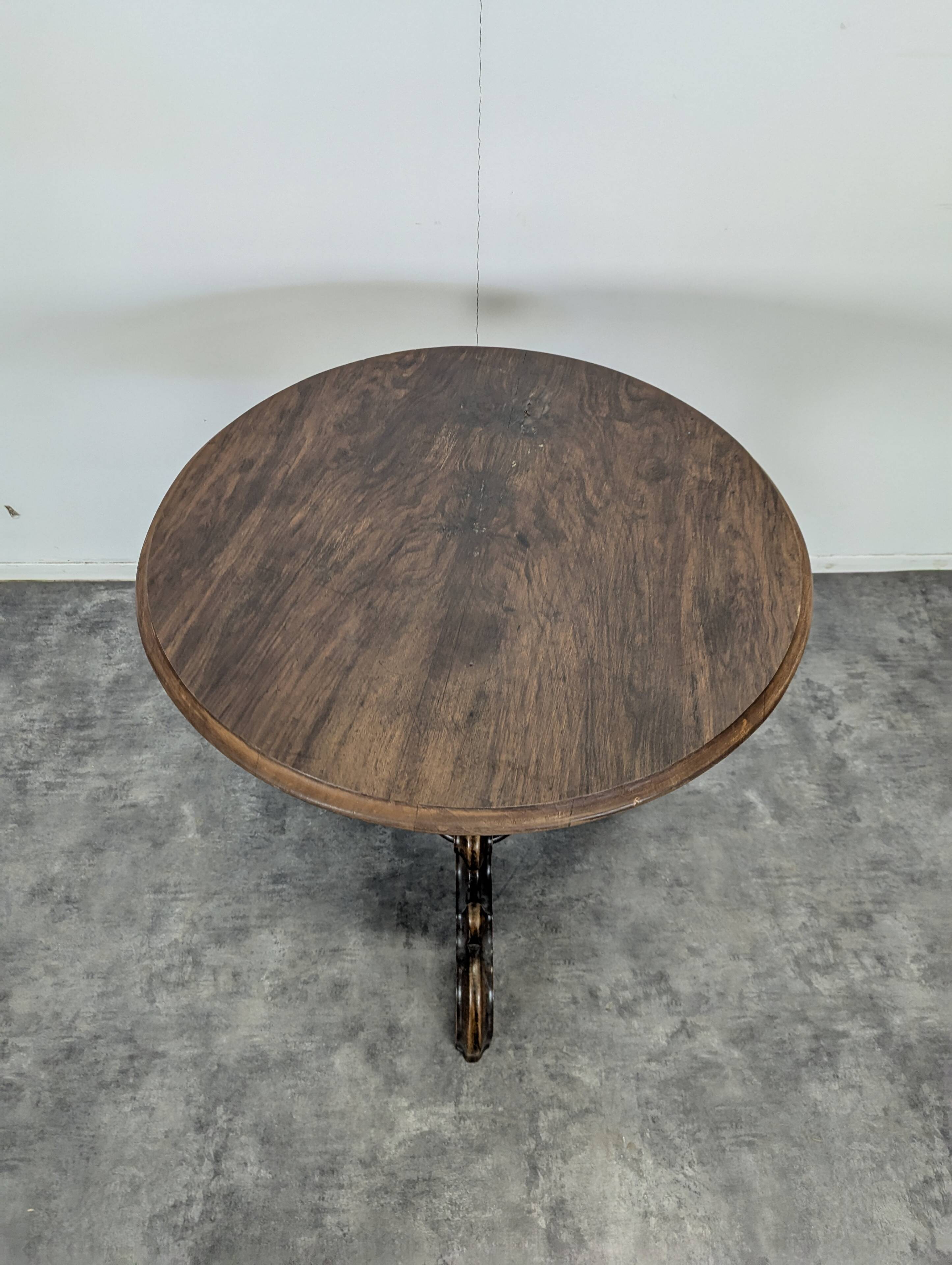 Early 20th century pedestal table