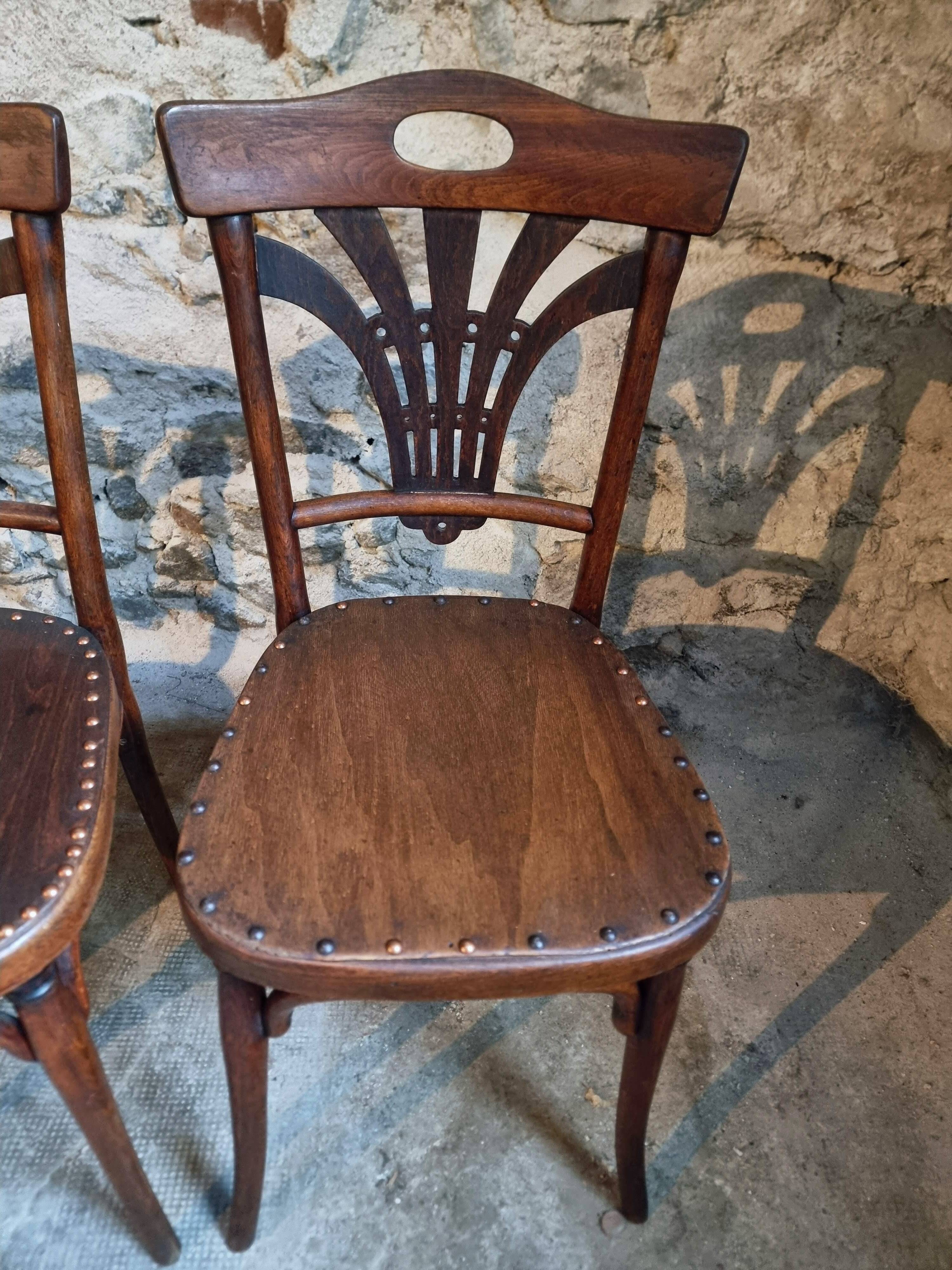 Ensemble de 4 chaises bistrot françaises anciennes Thonet – vers 1920