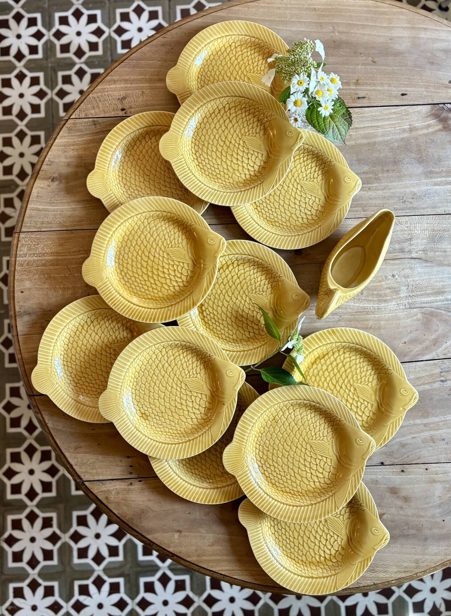 Set of 11 vintage Sarreguemines fish plates and sauceboat