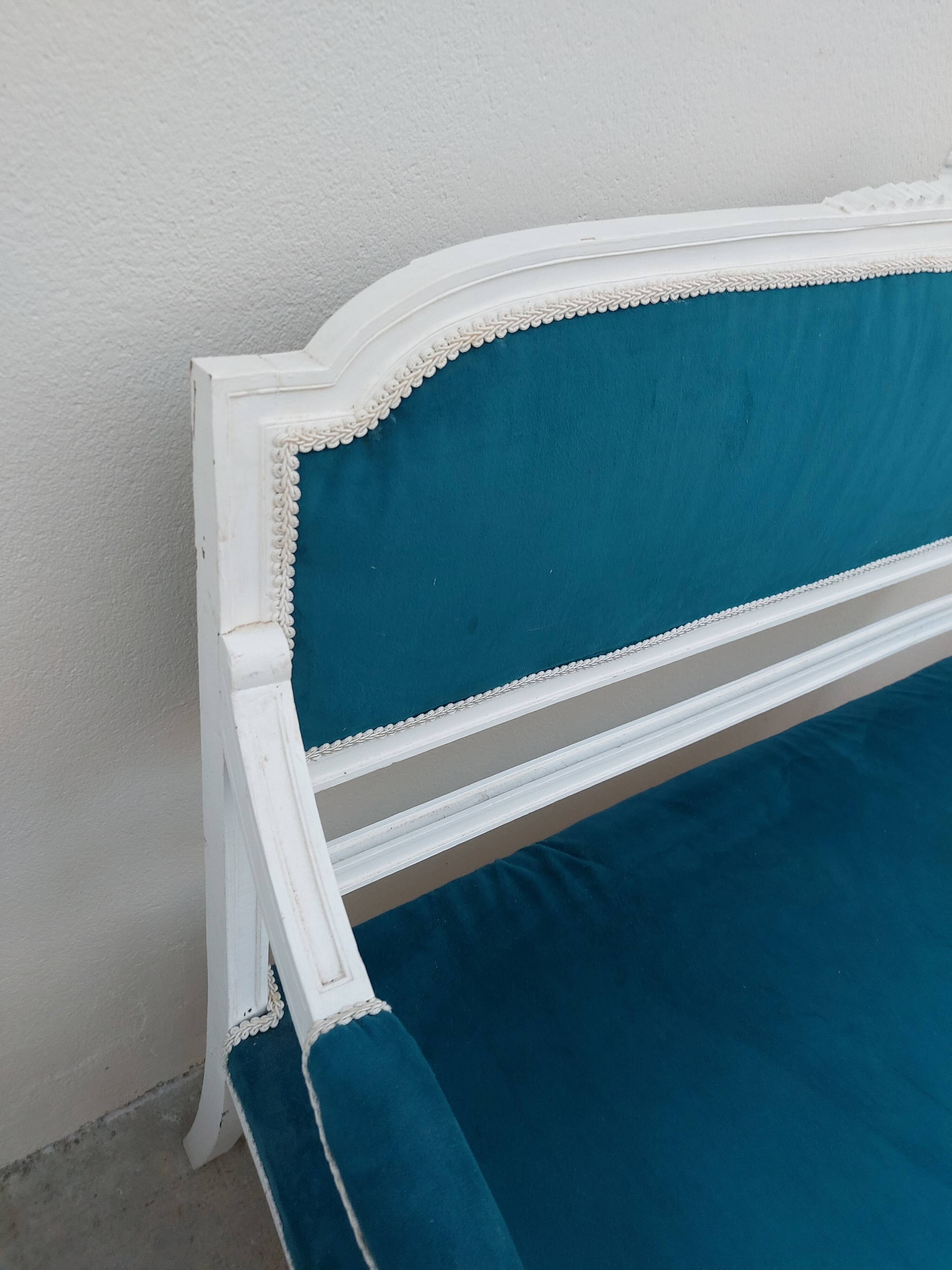 Louis XVI style living room set with bench and 2 armchairs