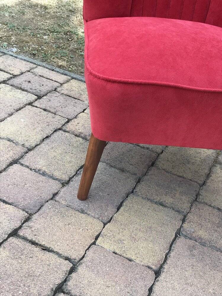 Purple cocktail chair in fabric and solid beech, Mid-Century style from the 1950s.