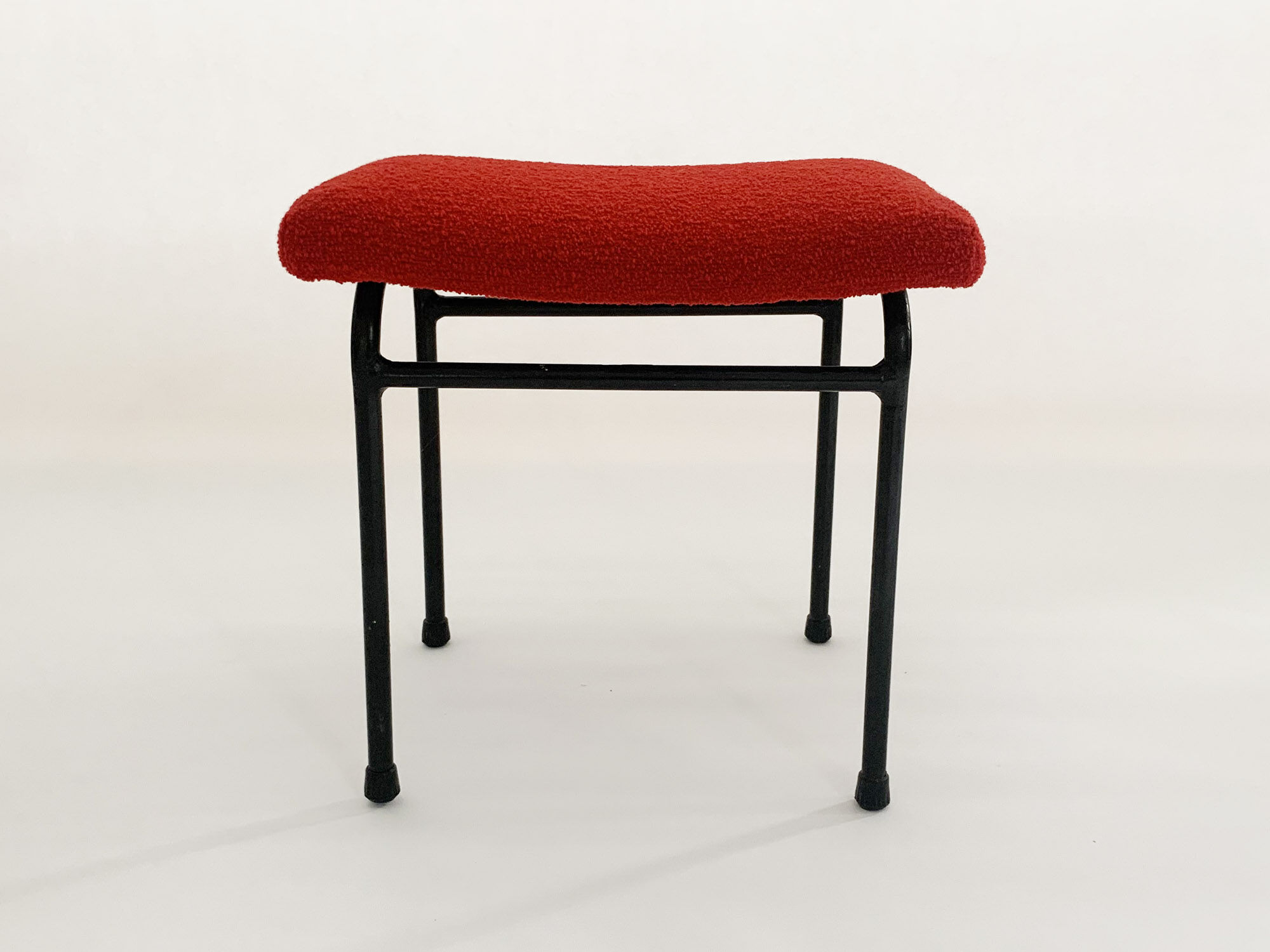 Stool in red wool boucle fabric, poland, 1960s