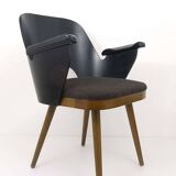 Beautiful modernist armchairs in the style of Oswald Haerdtl, Backhausen, Austria.