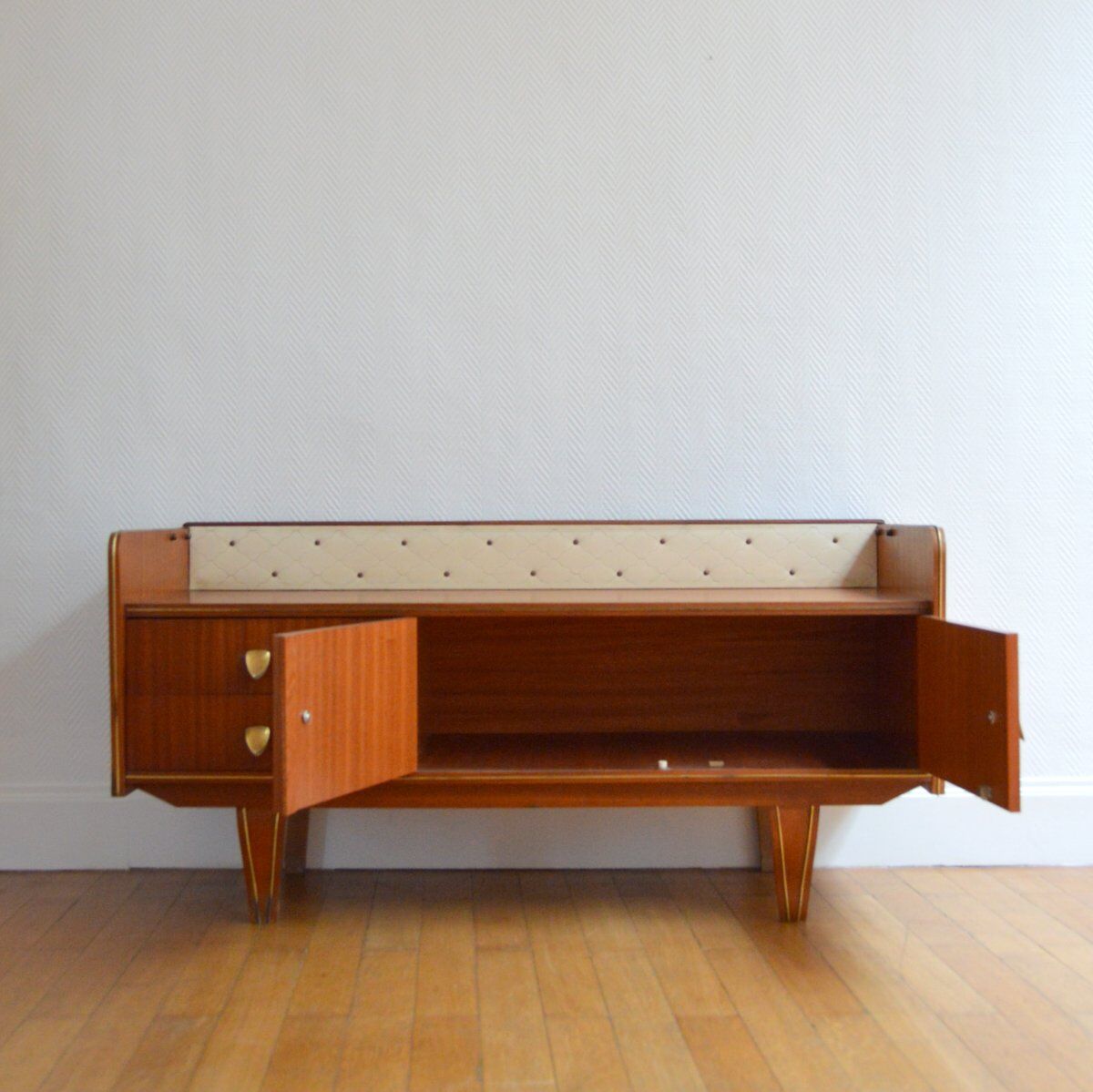 Vintage sidebaord 1960
