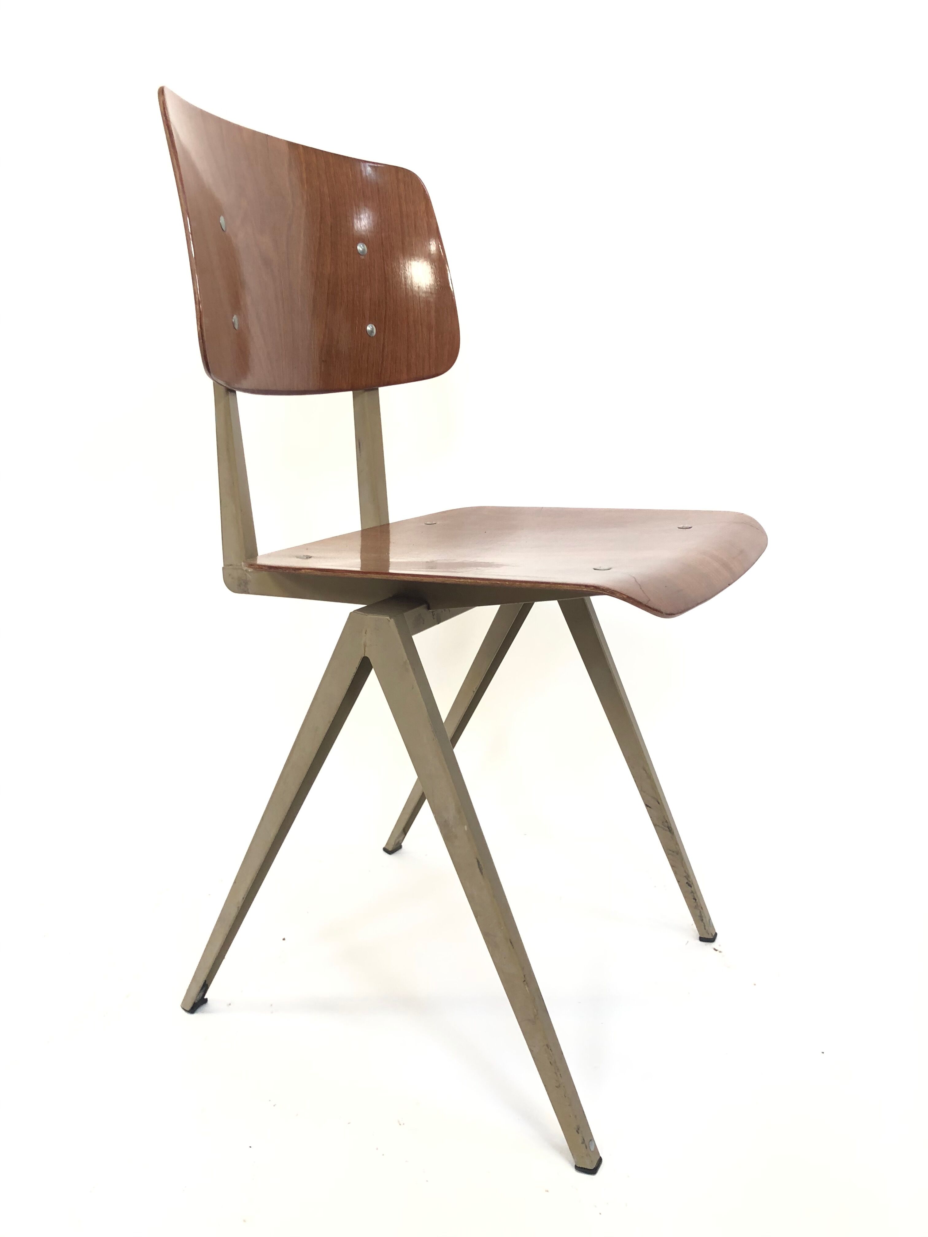 Galvanitas S16 industrial school chair