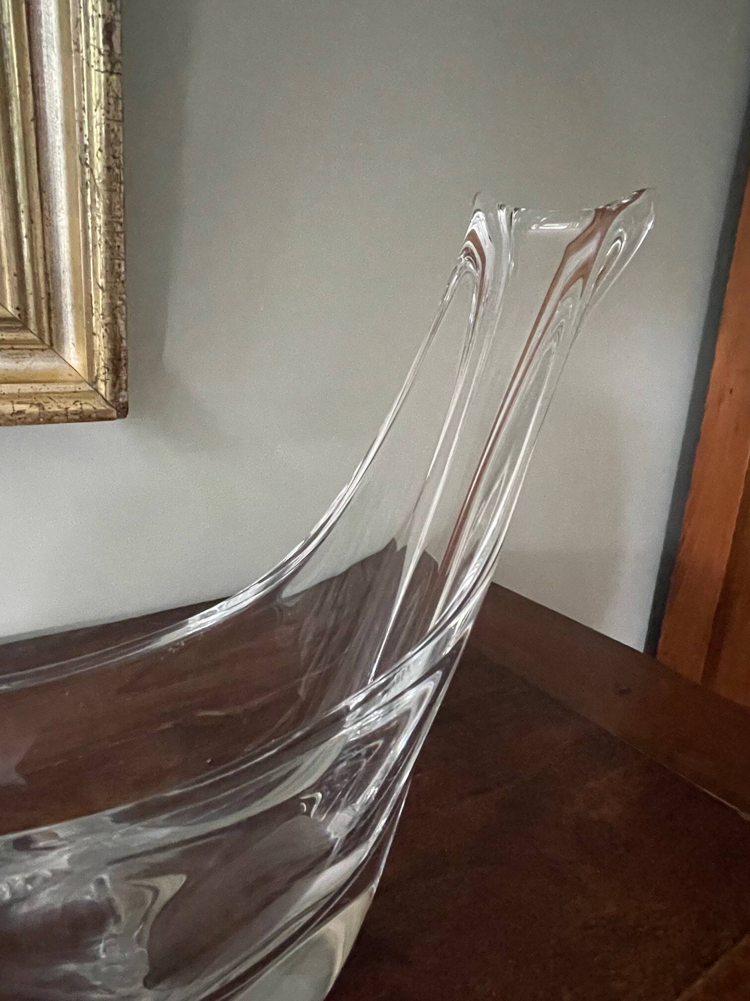 Crystal fruit bowl signed Daum France