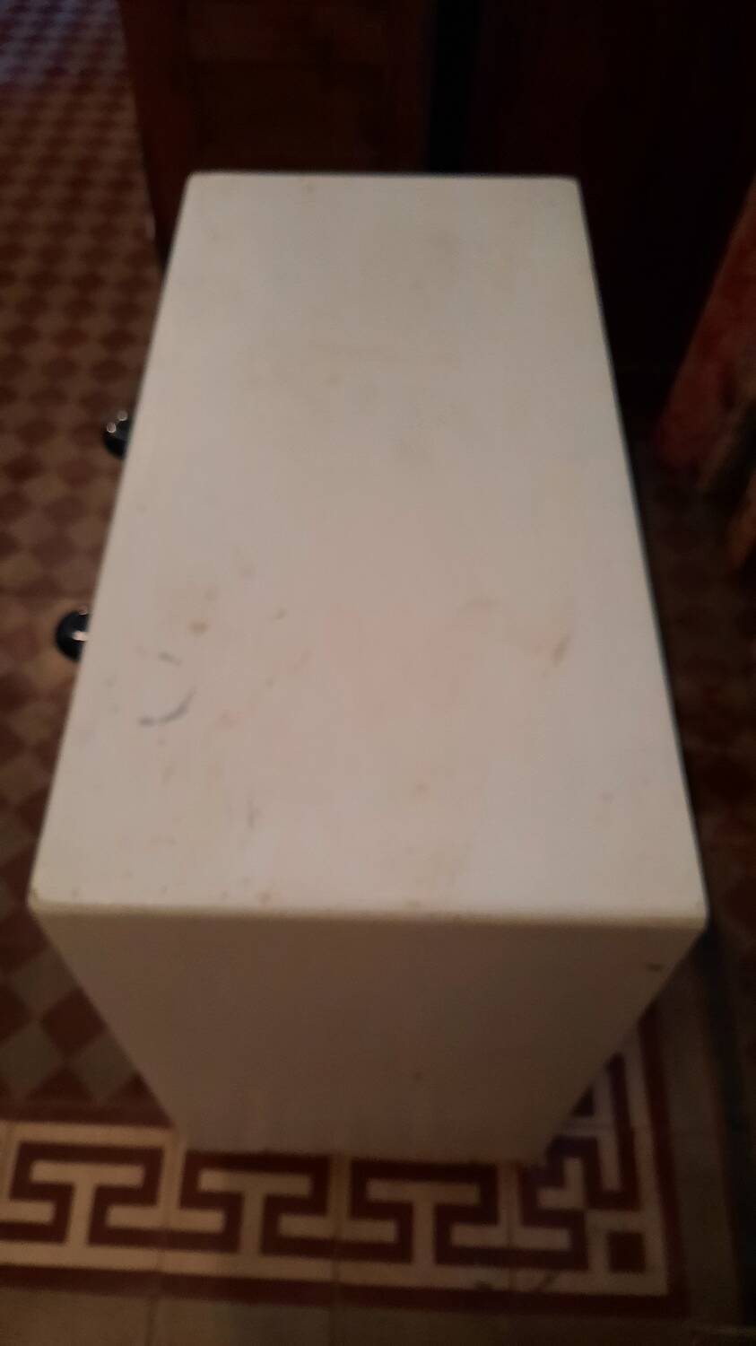 Vintage chest of drawers