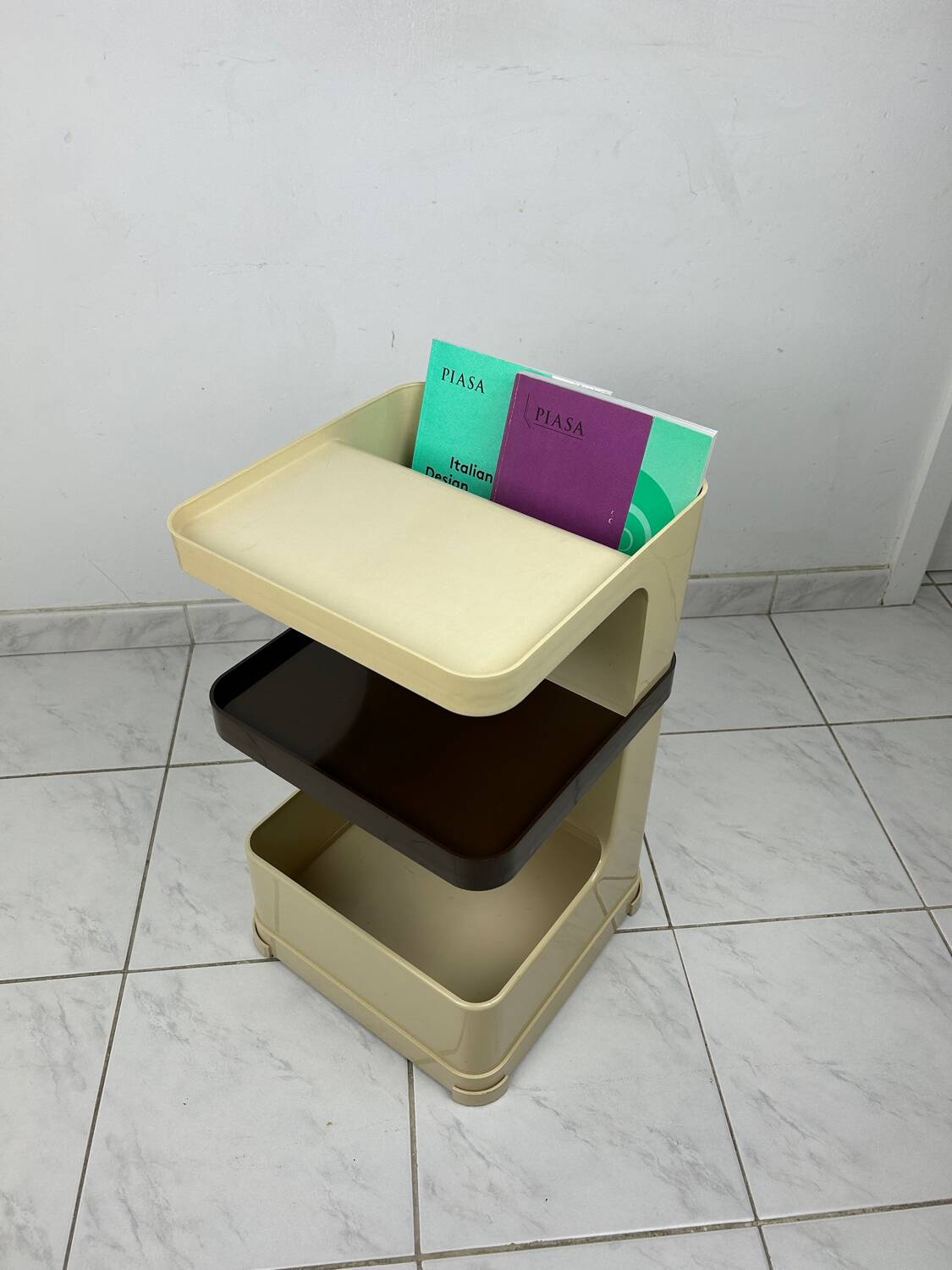 Vintage side table Flair Holland