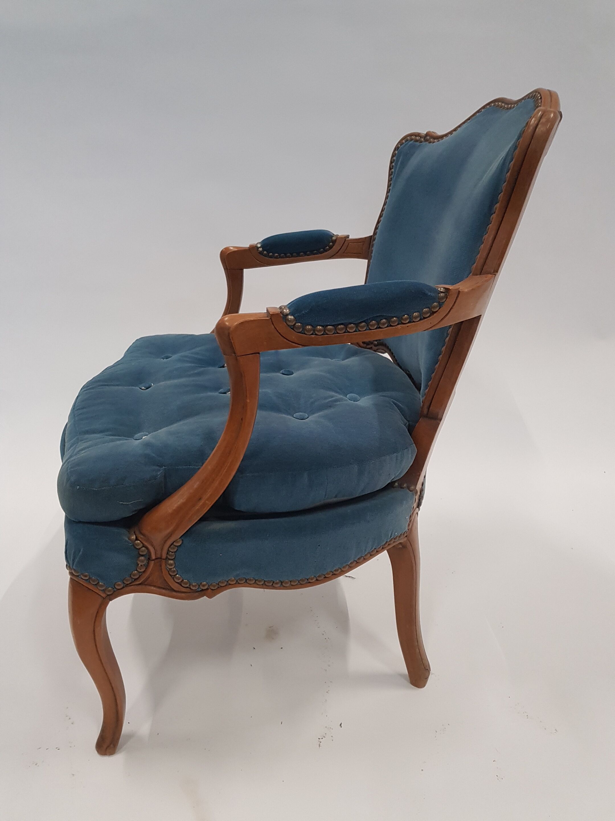 Fauetuil convertible shepherdess style Louis XV blue