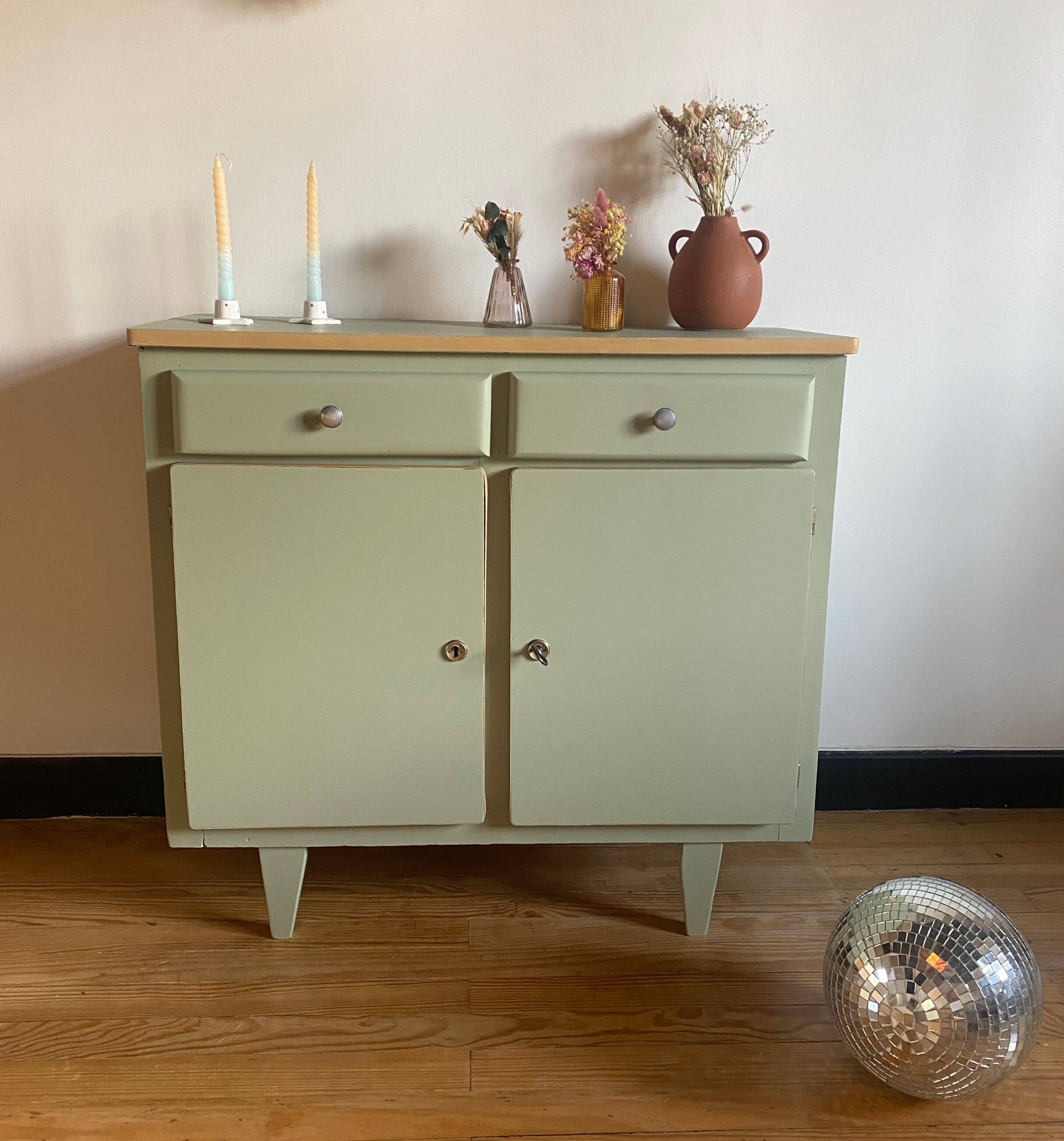 Vintage khaki buffet