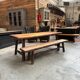 Ensemble table et son banc brutaliste