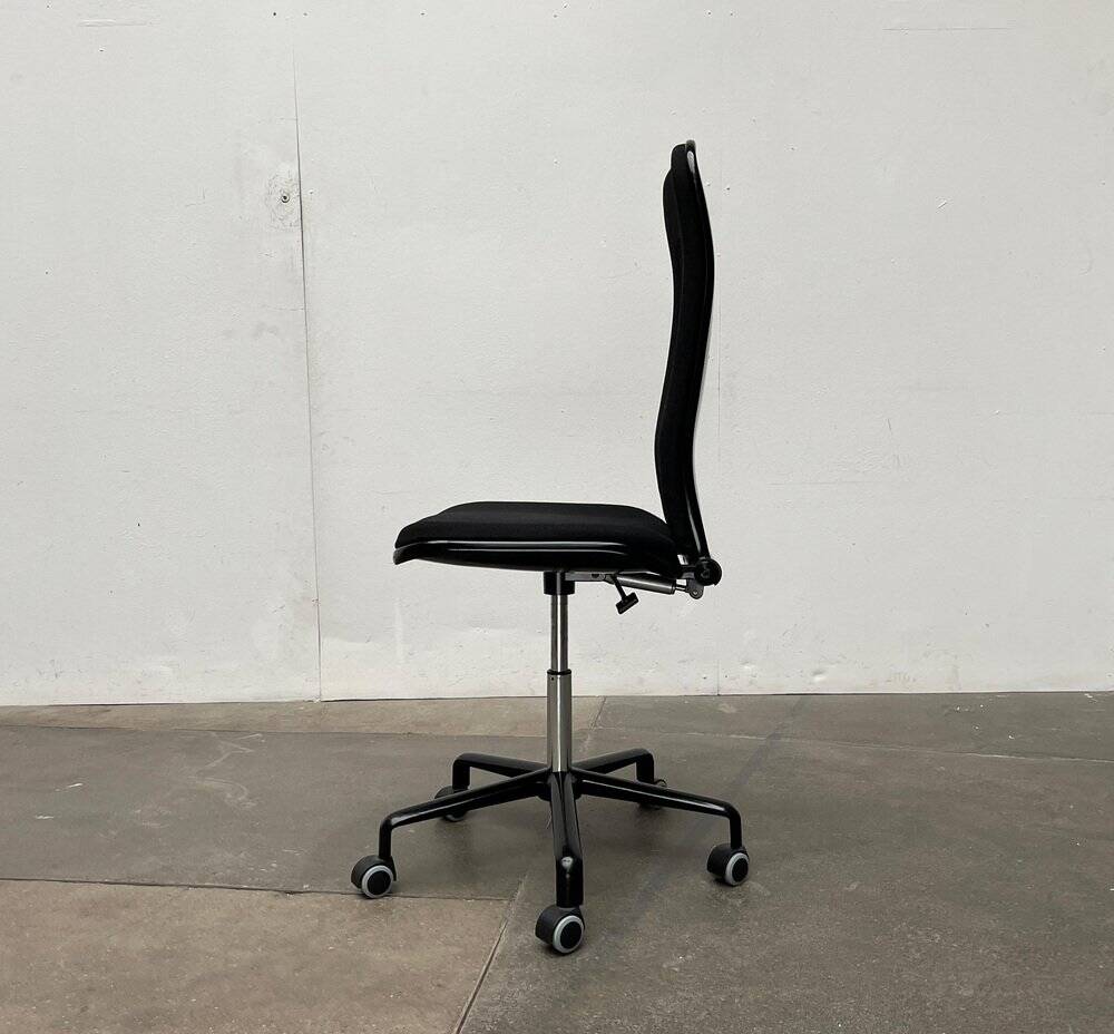 Vintage swivel office chair Supporto Series by Frederick Scott for Hille, 1970s