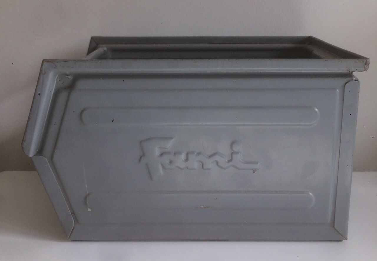 "FAMI" industrial locker