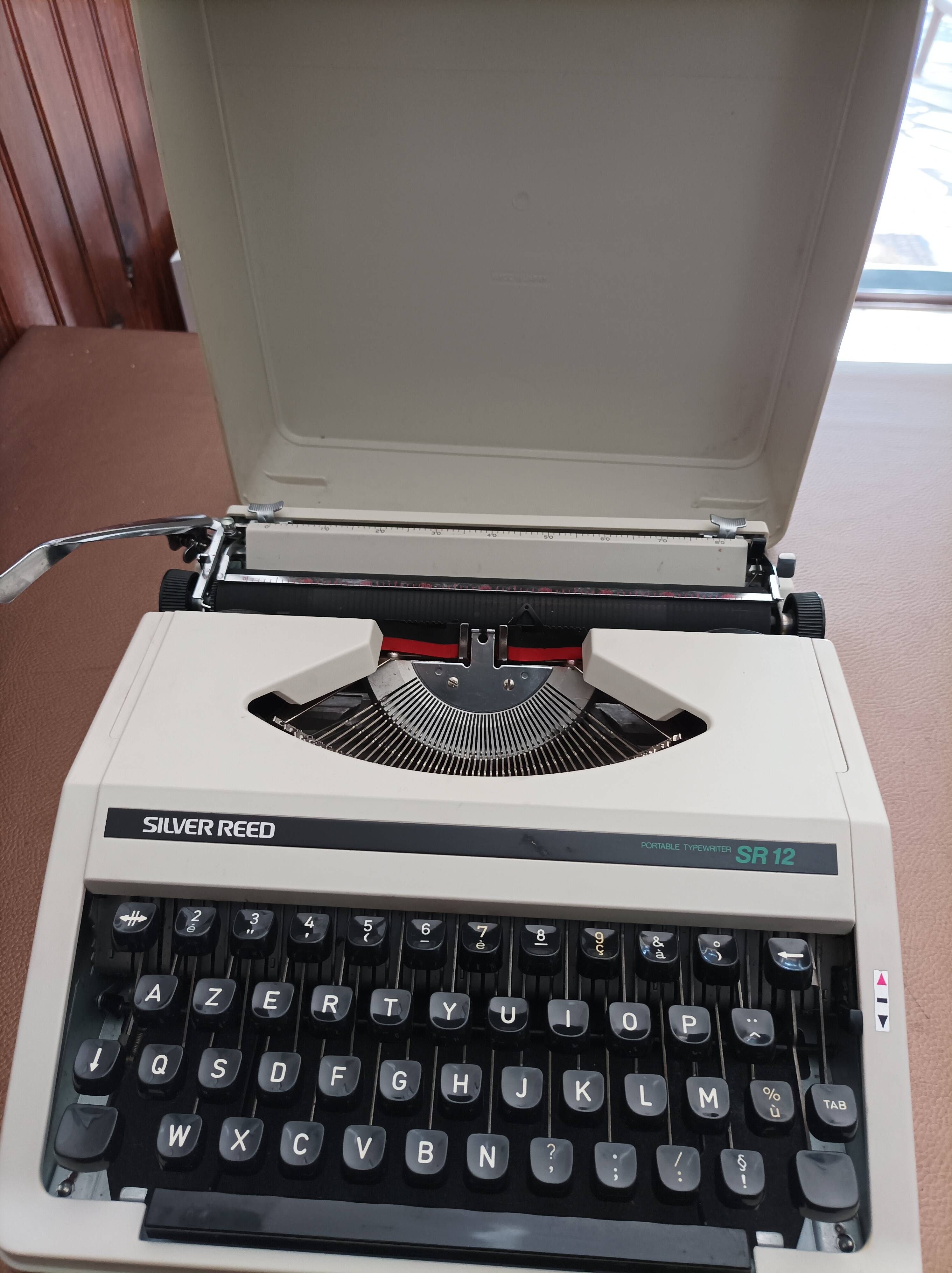 Silver Reed SR12 typewriter