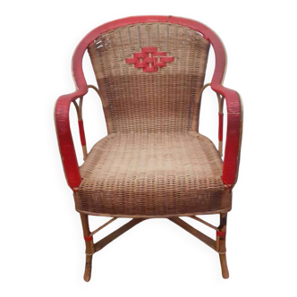 Refurbished wicker armchair