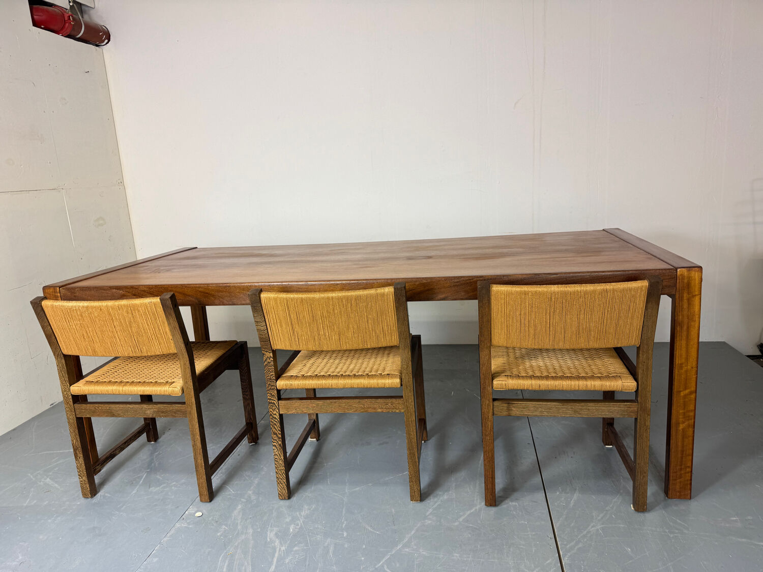Grande table à manger en teck de style danois du milieu du siècle, années 1960