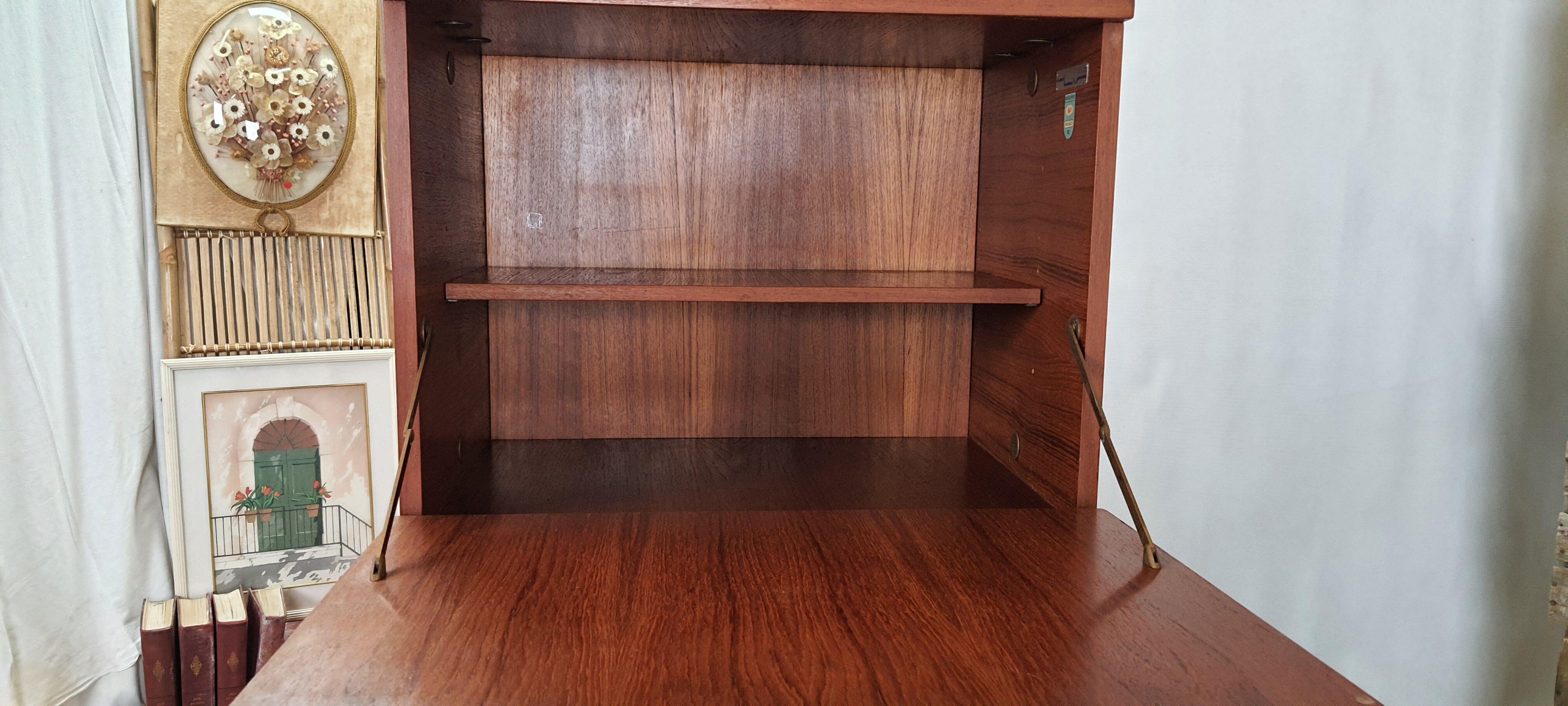 Secretary teak André Monpoix 60s