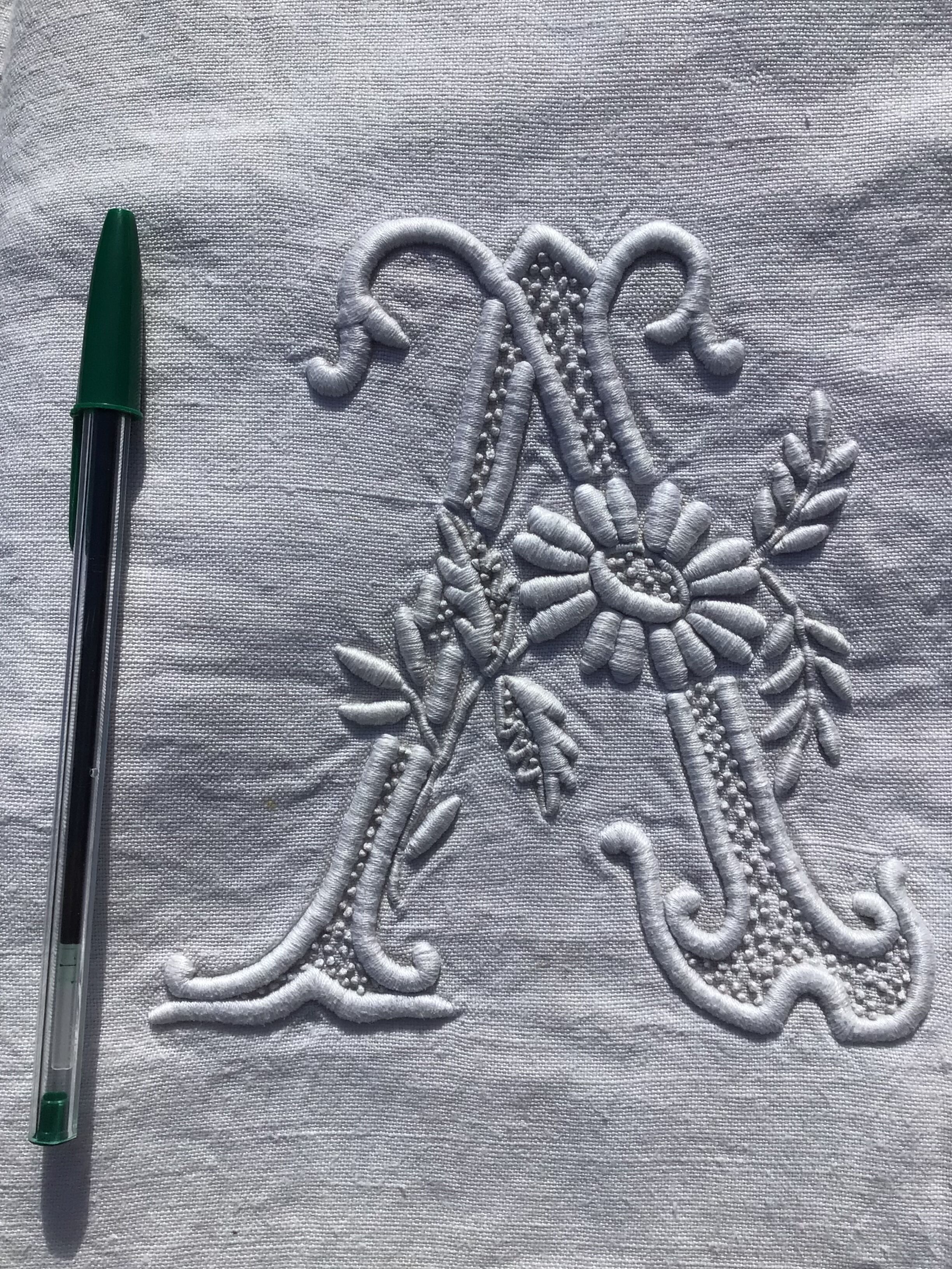 Sheet 2 places linen AA embroidery Richelieu antique