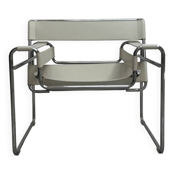 Fauteuil ''Wassily'' par Marcel Breuer pour Gavina en cuir blanc