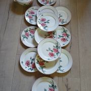 12 assiettes plates anciennes + soupière HBCM