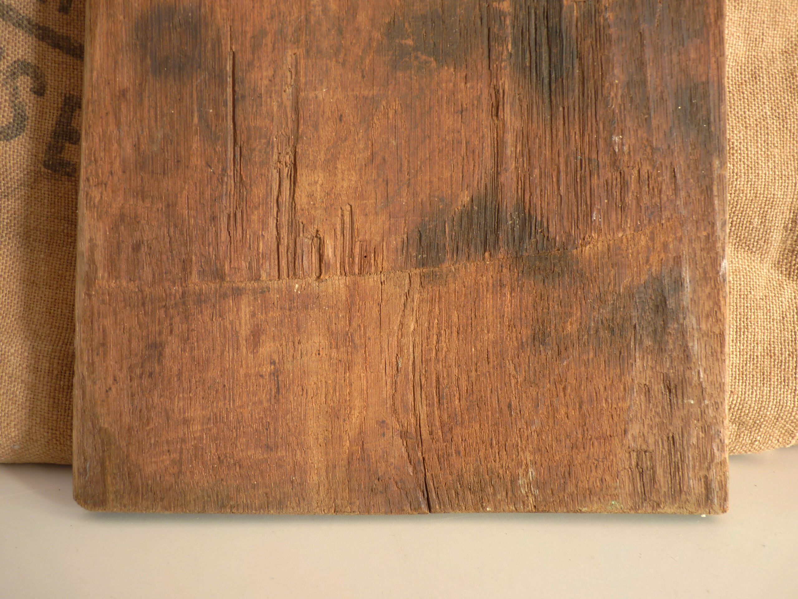 Wooden cutting board