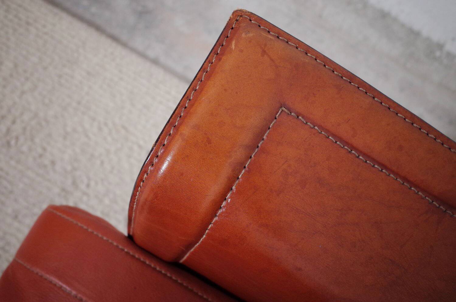 Matteo Grassi Korium Leder Zweisitzer und Sessel Causeuse