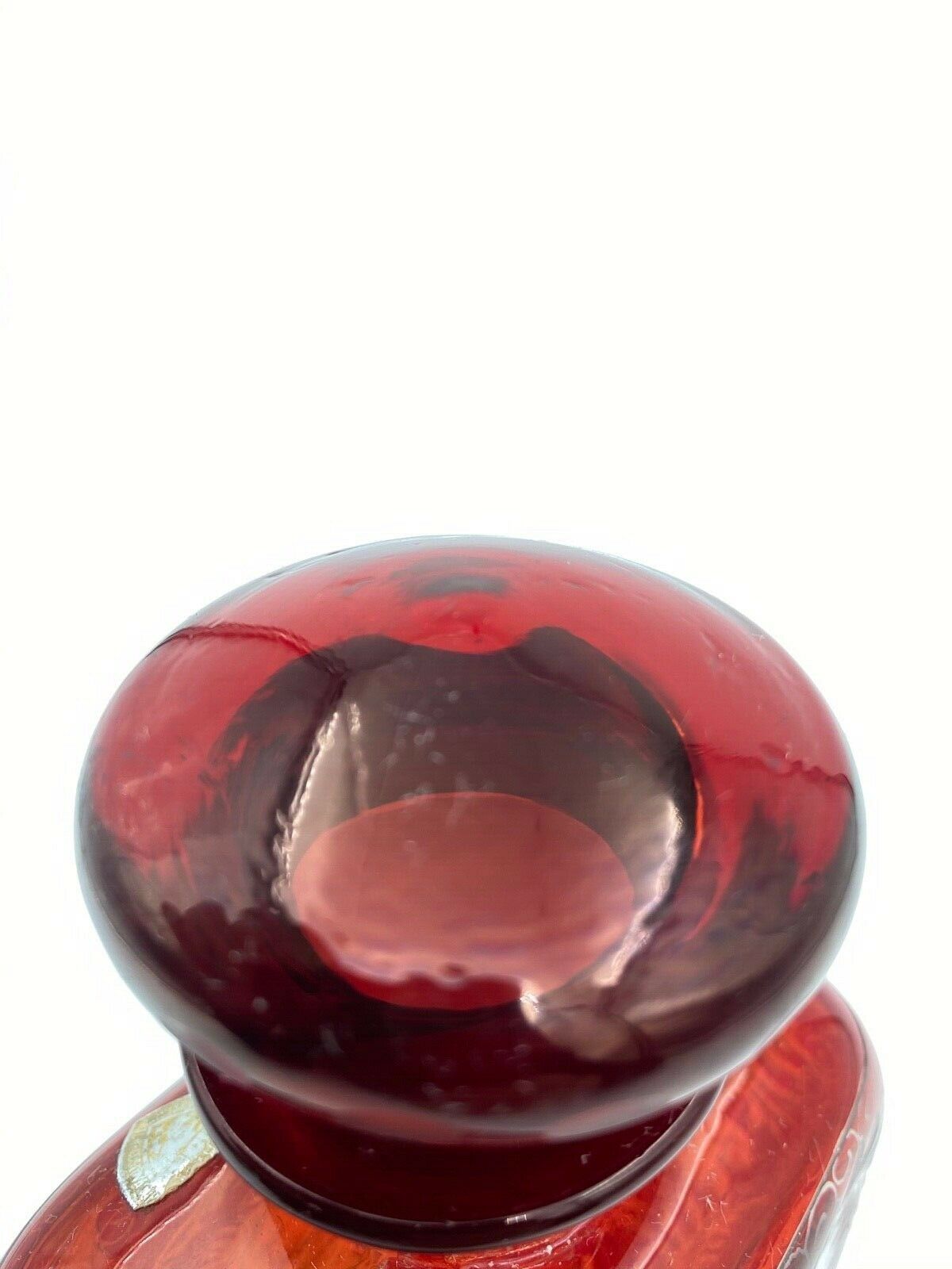 Tchecoslovakia 1930 crystal carafe engraved with ruby red grinder