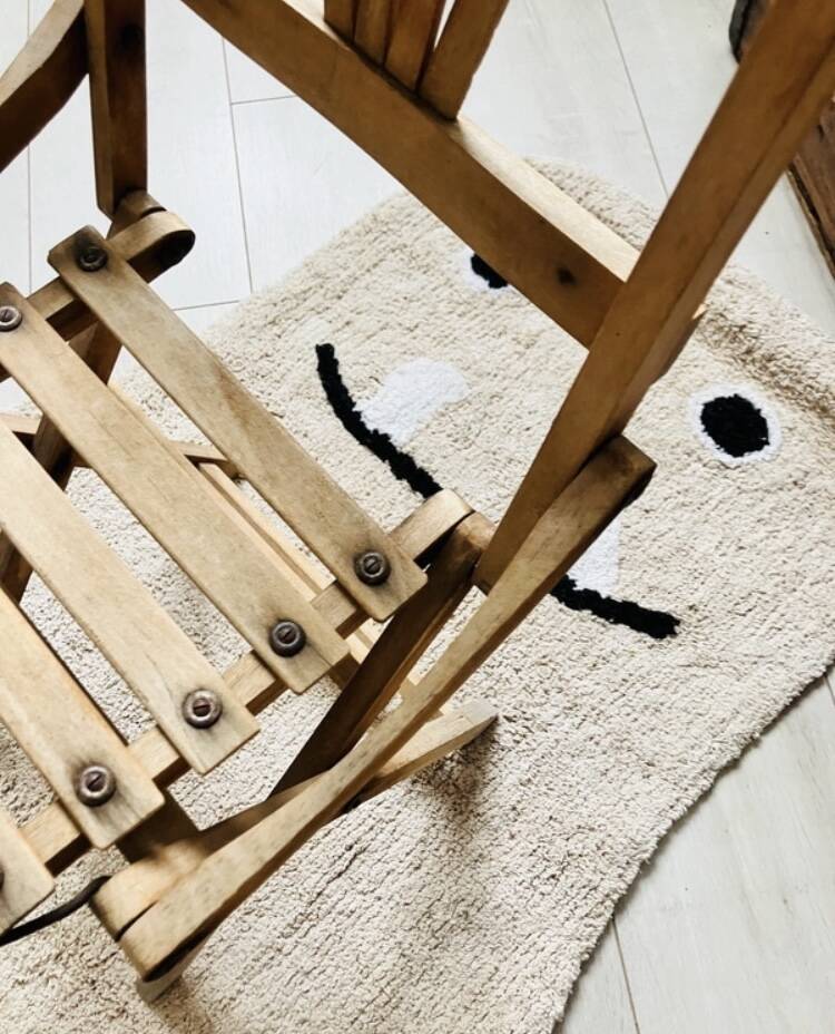 Foldable children's chair