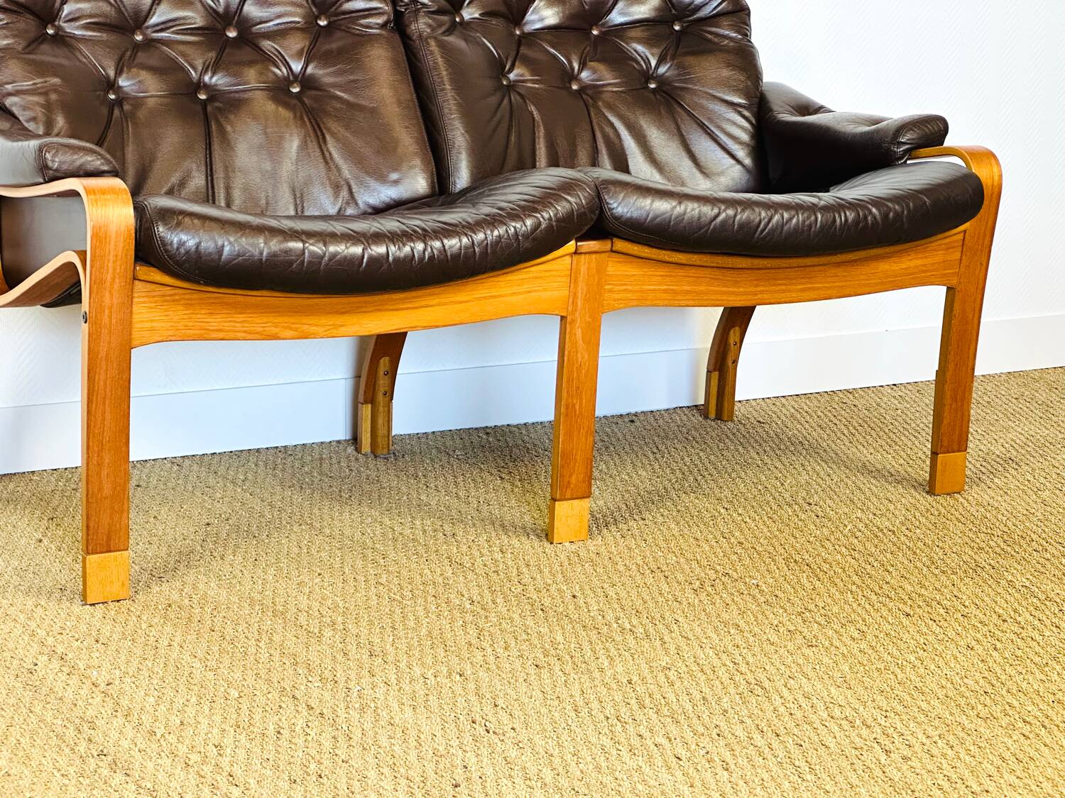 Scandinavian leather and teak bench from the 1960s.